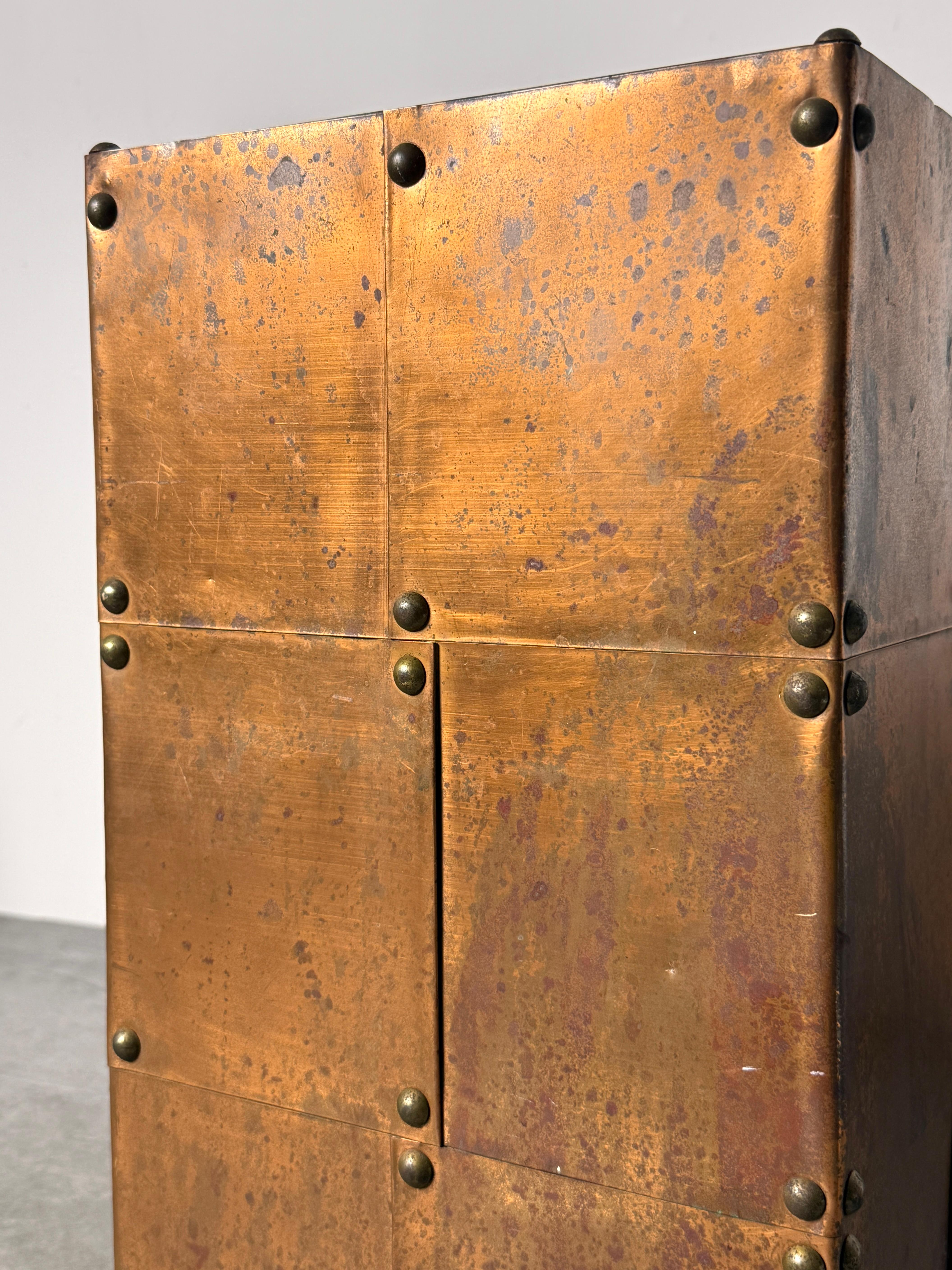 Late 20th Century Brutalist Copper Patchwork Pedestal Side Table in the Style of Paul Evans 1970s