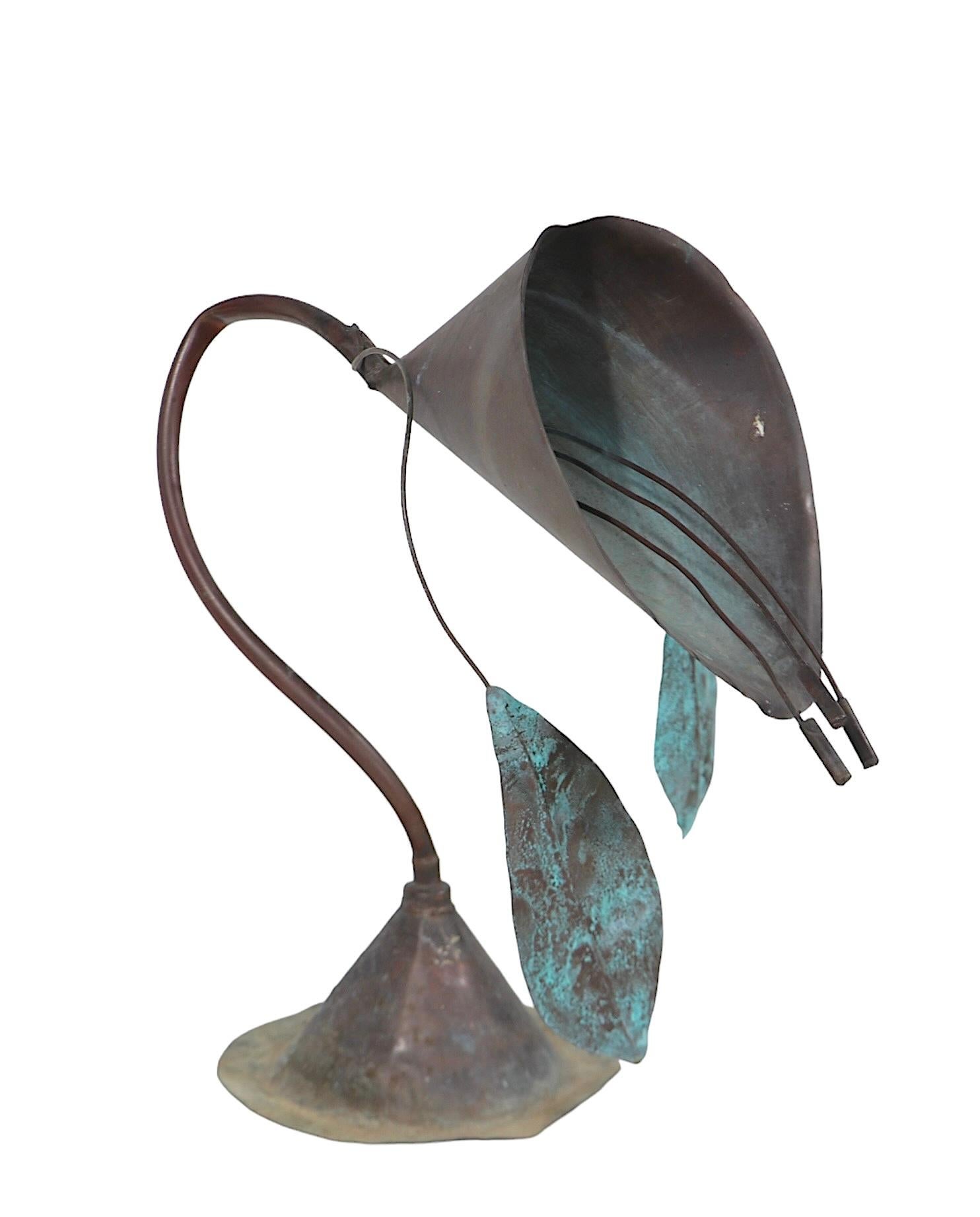 Escultura Brutalista de Cobre Verdigris The Lilly c 1970's en venta 7