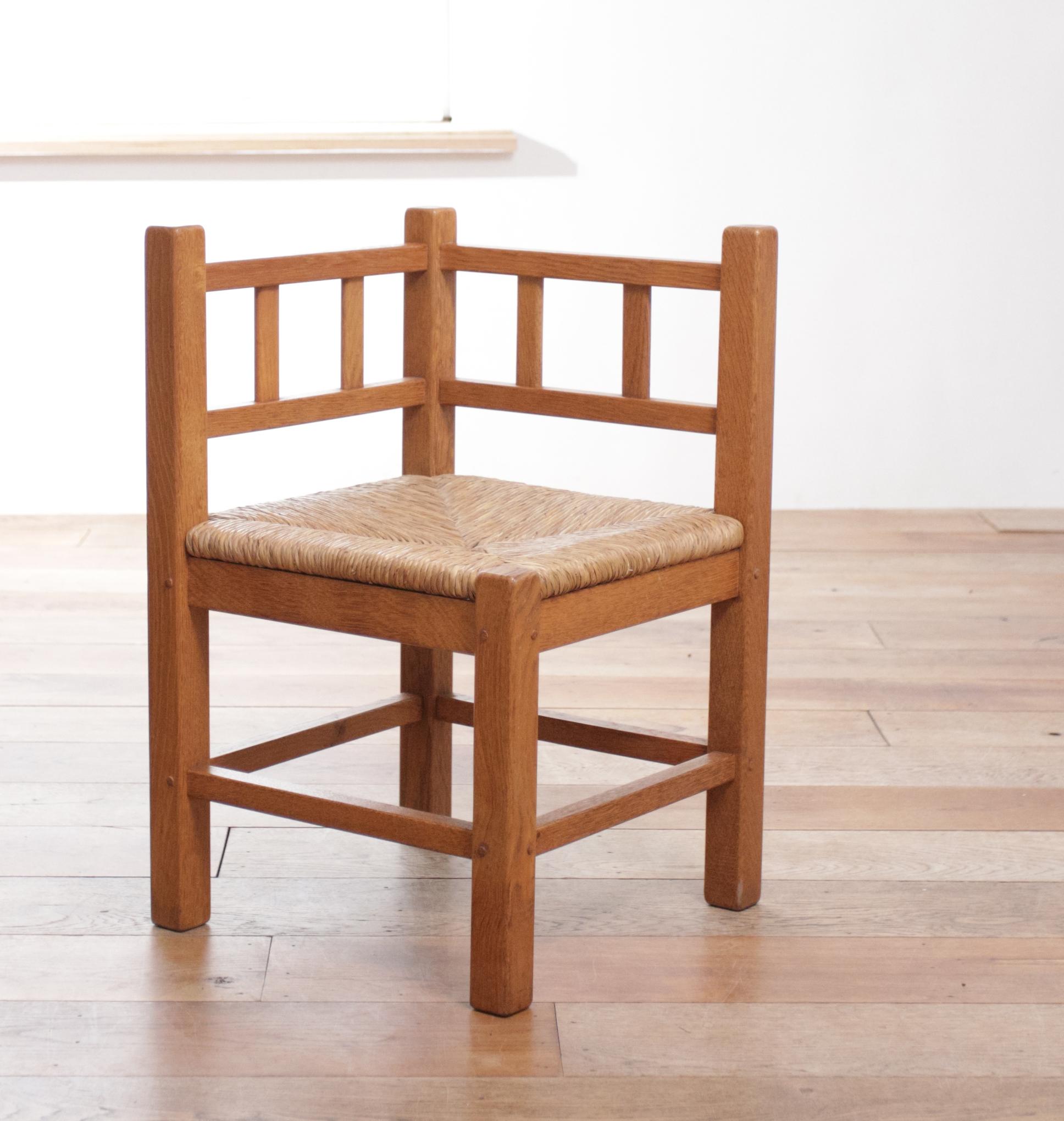 Brutalist Corner Chair Oak Rush, 1970s For Sale 9