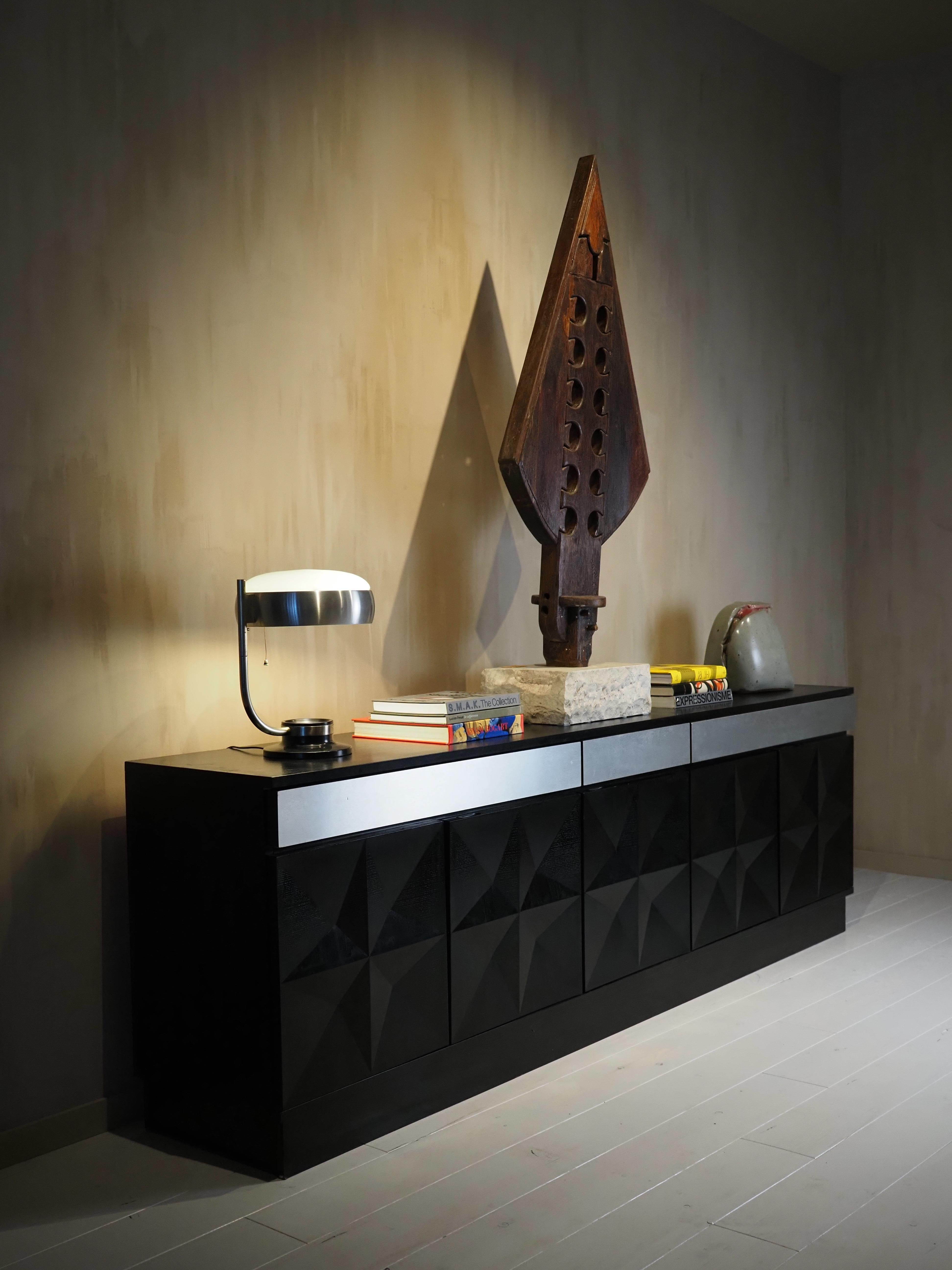 Brutalist credenza by Jean Batenburg for MI 1970 In Good Condition For Sale In Diest, BE