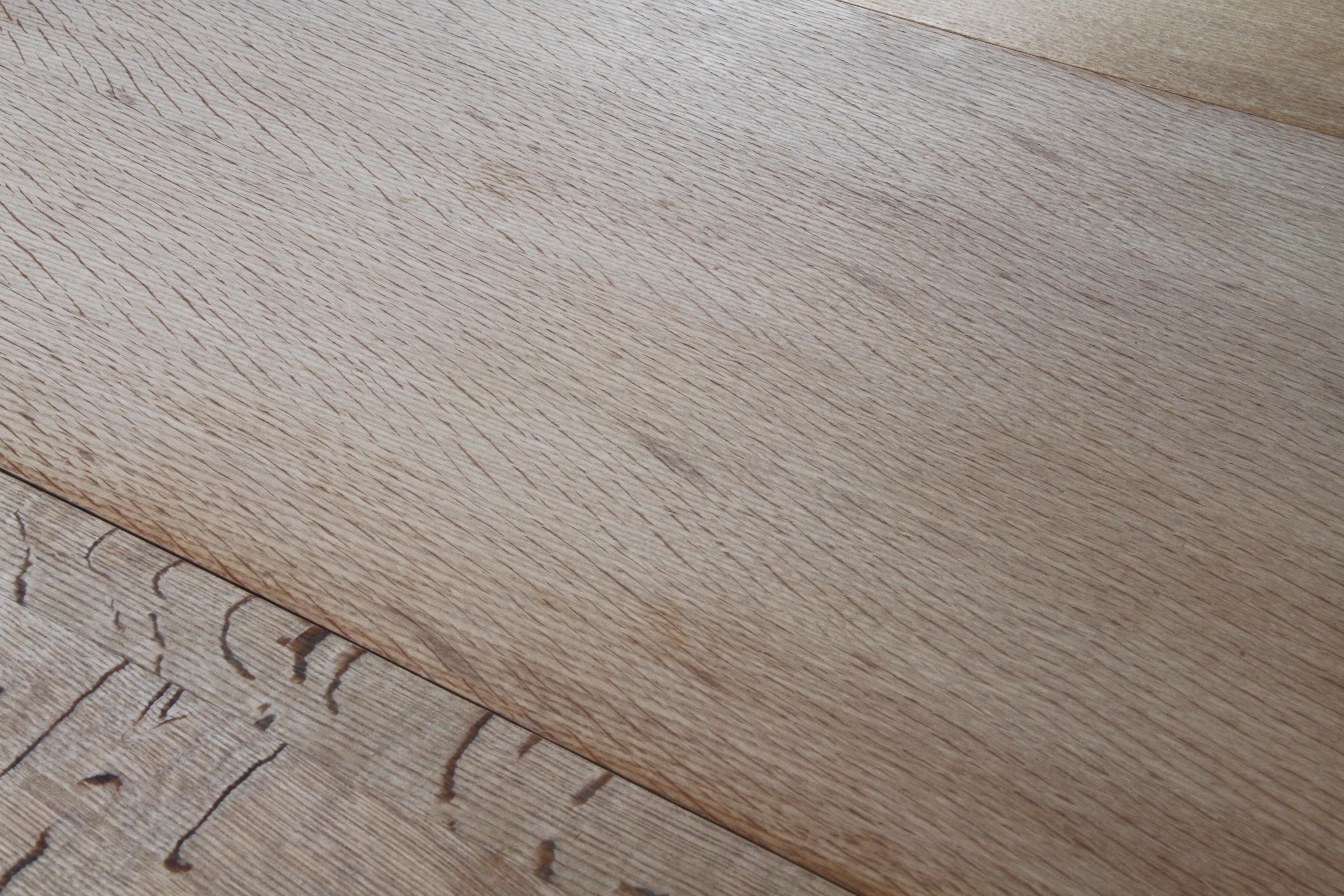 Table de salle à manger à rallonge en Oak danois brutaliste dans le style de Henning Kjærnulf. 11
