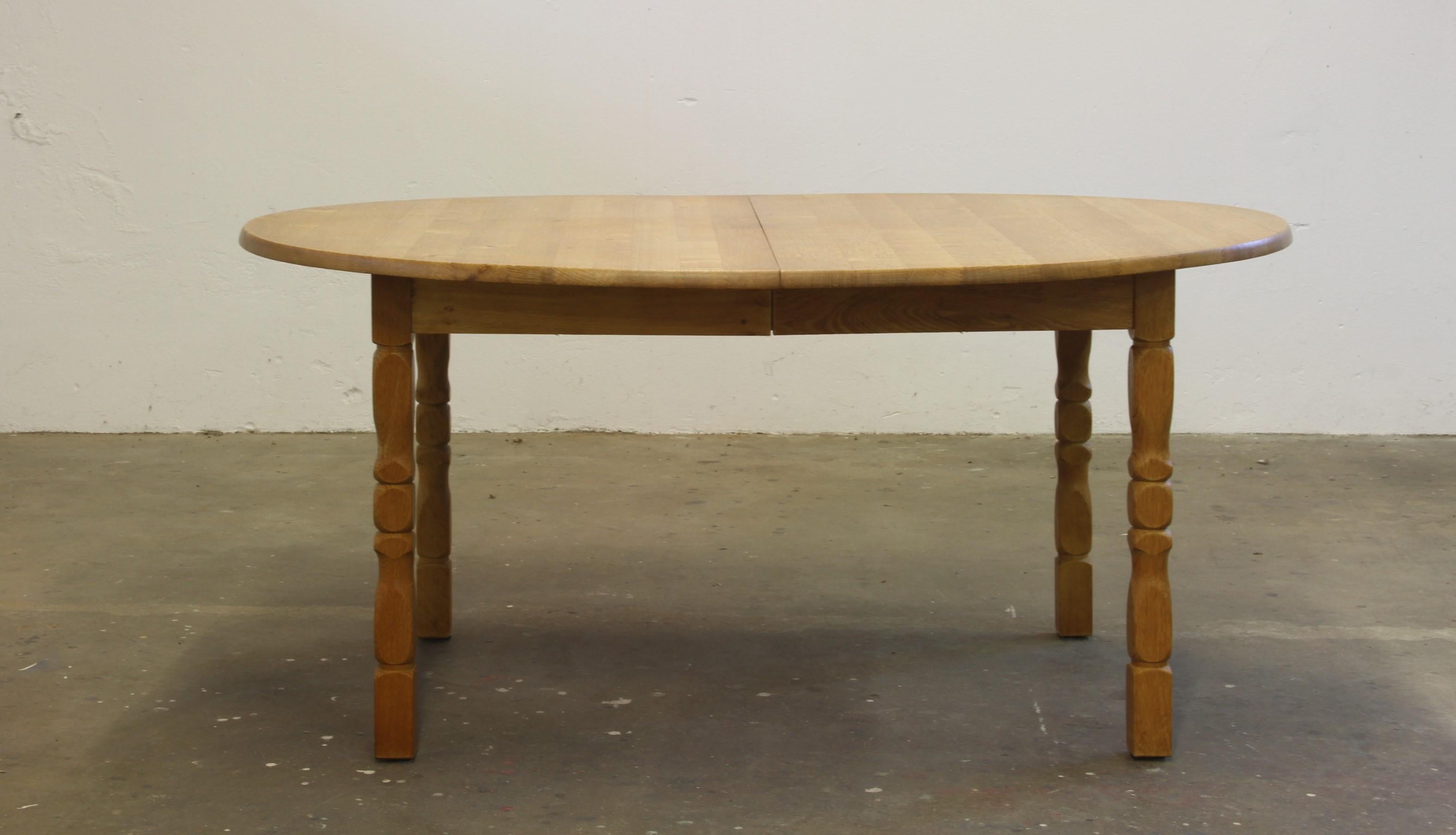 Mid-Century Modern Brutalist Danish Oak Extending Dining Table in the style of Henning Kjærnulf For Sale