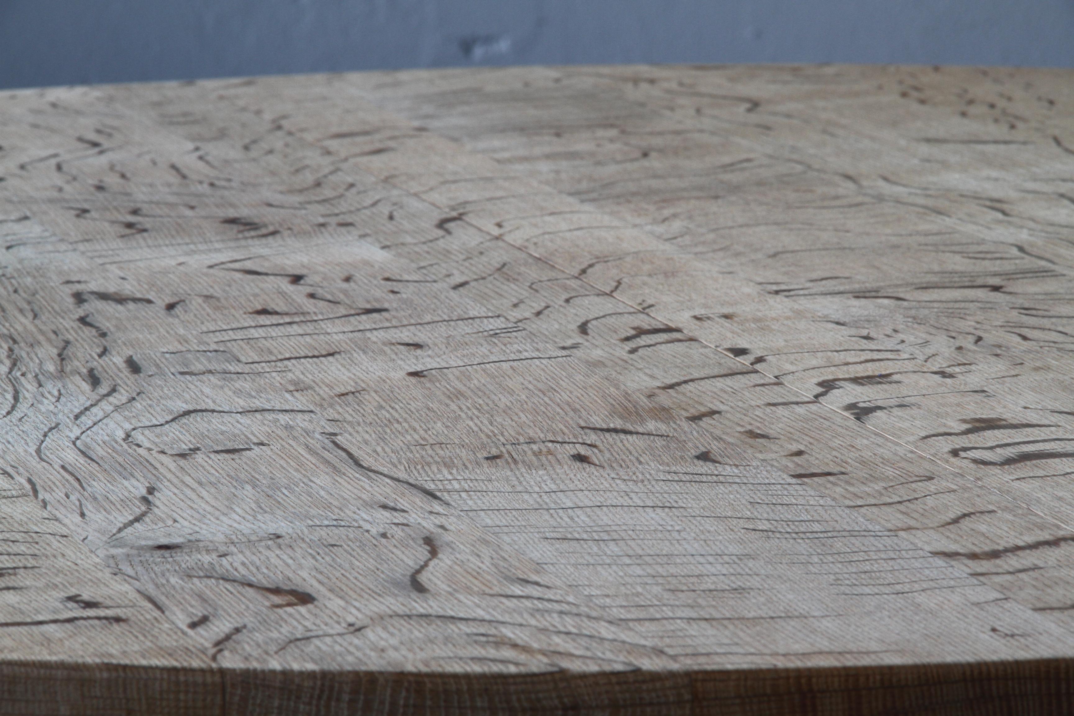 Table de salle à manger à rallonge en Oak danois brutaliste dans le style de Henning Kjærnulf. 2