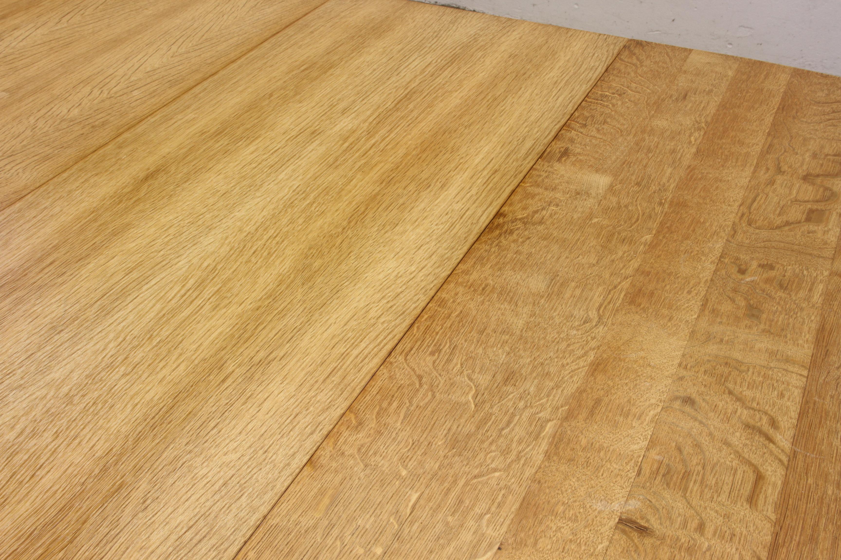 Brutalist Danish Oak Extending Dining Table in the style of Henning Kjærnulf For Sale 4