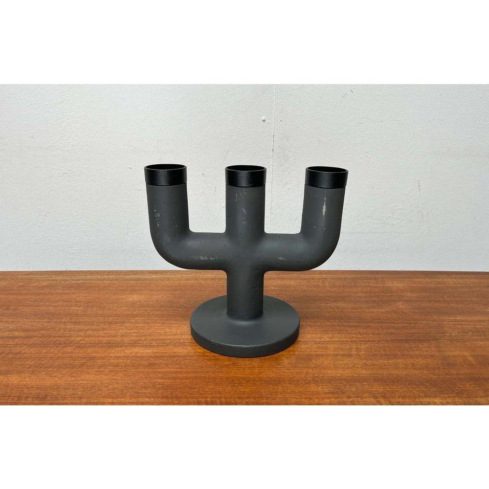 Brutalistischer Kerzenhalter der dänischen Weight Here Serie von Kibisi für Menu im Angebot 10