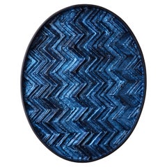 Installazione artistica da parete brutalista in Wood blu scuro: Encausto Ovale 1