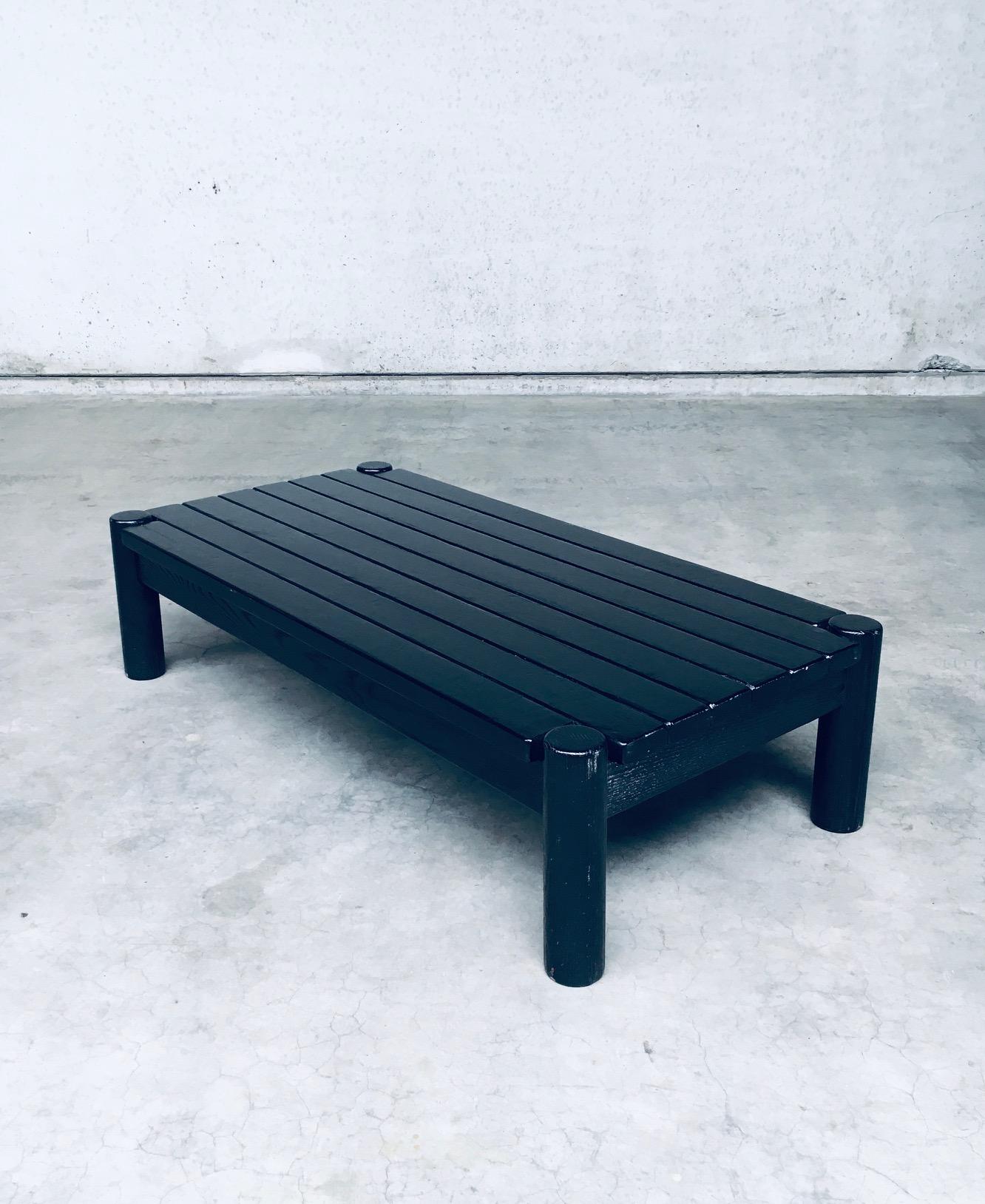 Brutalist Design Black Stained Oak Coffee Table, Netherlands 1960's In Good Condition For Sale In Oud-Turnhout, VAN