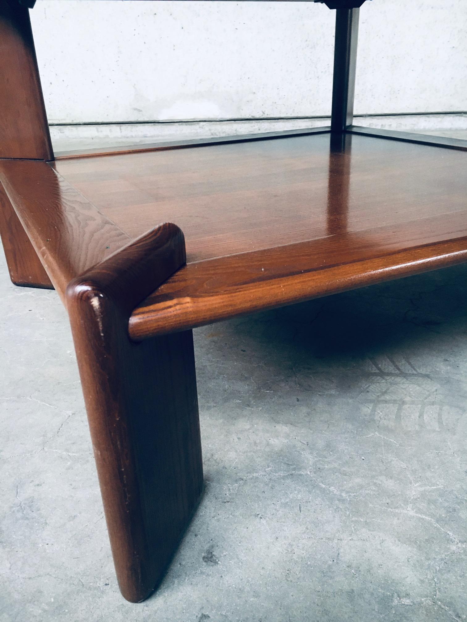 Table basse d'angle à deux niveaux au design brutaliste, France, années 1970 5