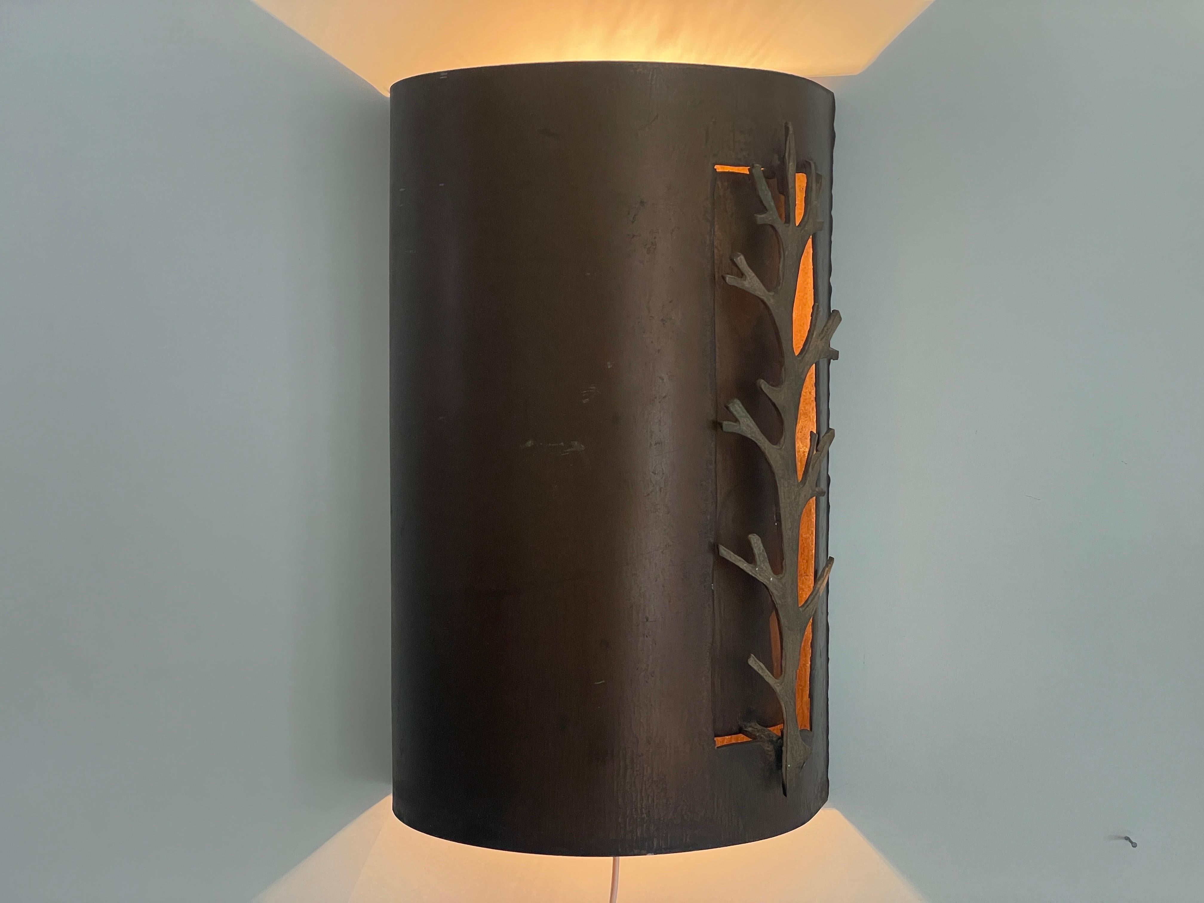 Brutalist Design Large Pair of Sconces, 1980s, Italy For Sale 10