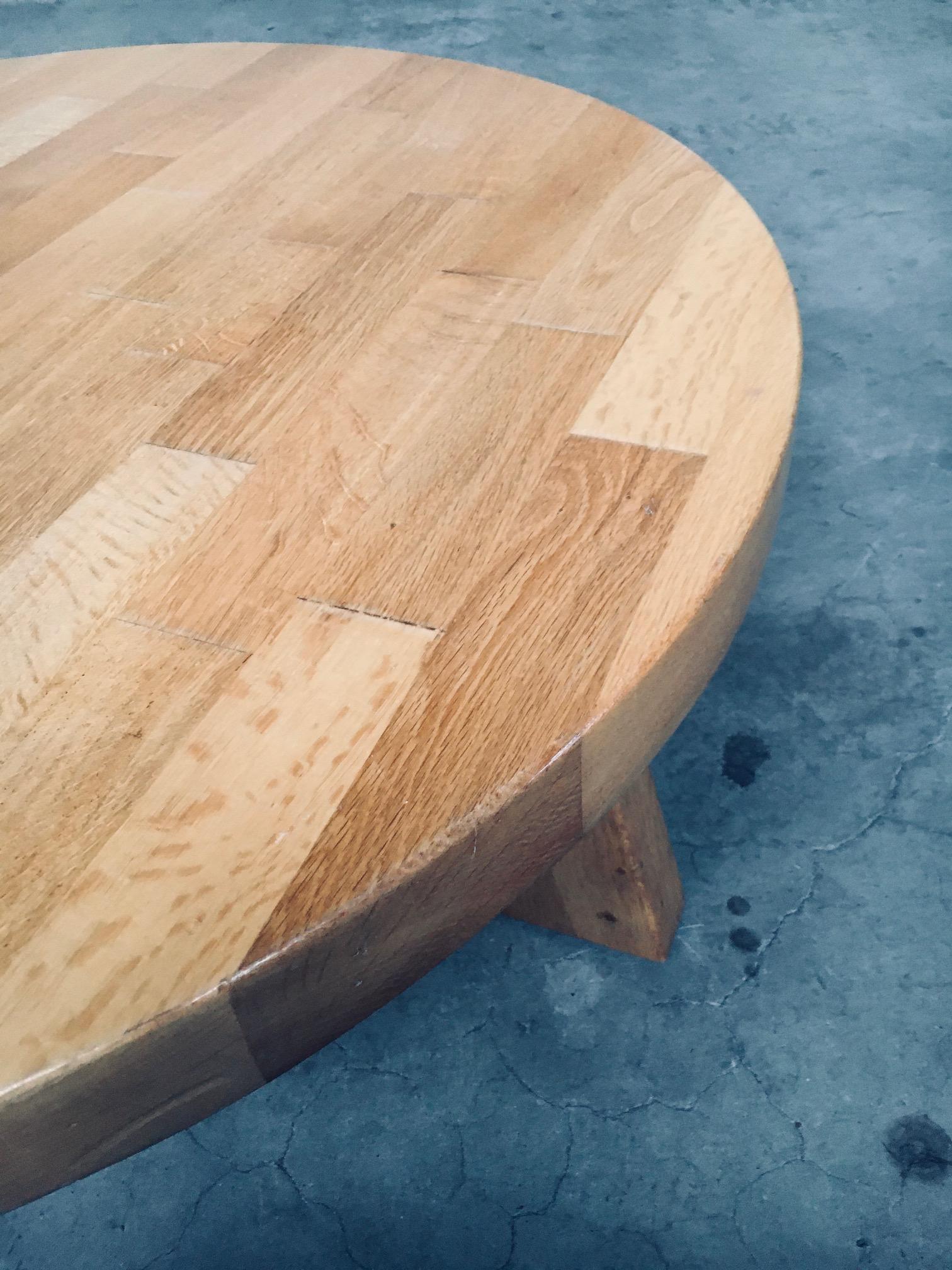 Brutalist Design Oak Round Coffee Table by Meubelfabriek Oisterwijk For Sale 6