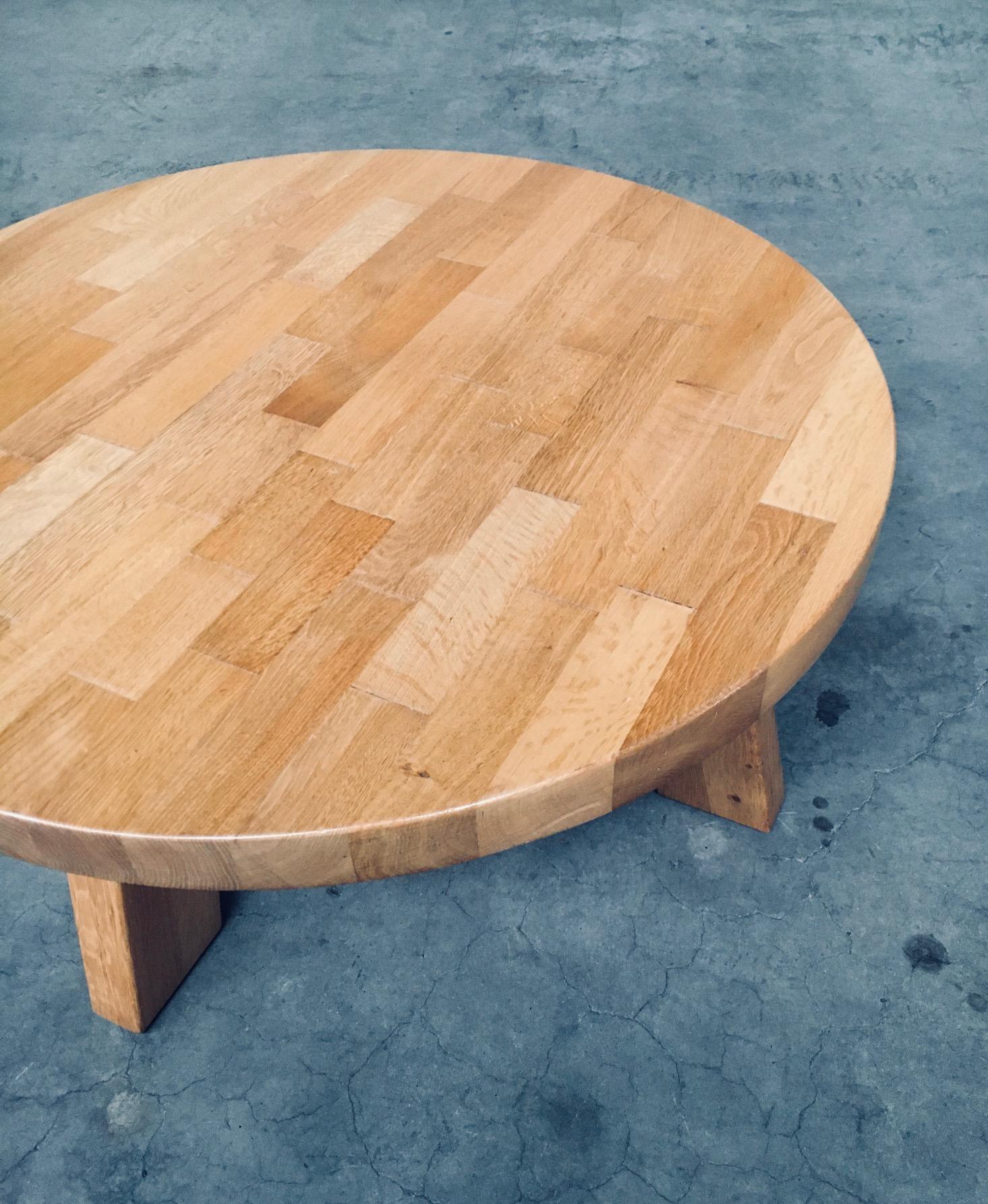 Brutalist Design Oak Round Coffee Table by Meubelfabriek Oisterwijk For Sale 2
