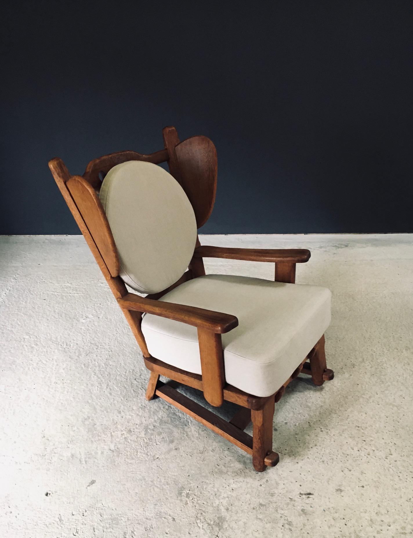 Brutalist Design Oak Wingback Lounge Chair, Netherlands 1950's In Good Condition For Sale In Oud-Turnhout, VAN