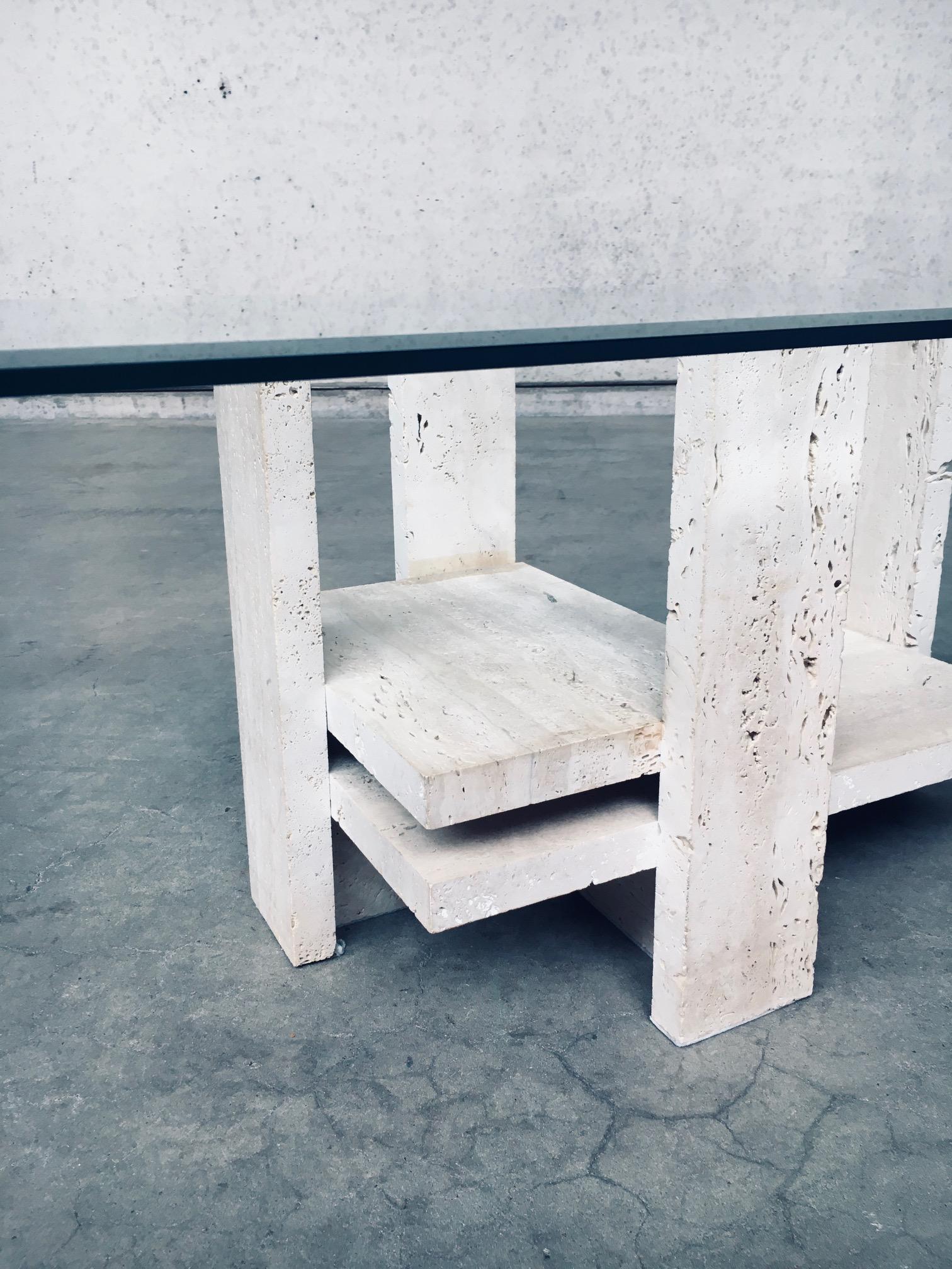 Mesa baja de travertino de diseño brutalista de Willy Ballez, Bélgica Años 70 en venta 4