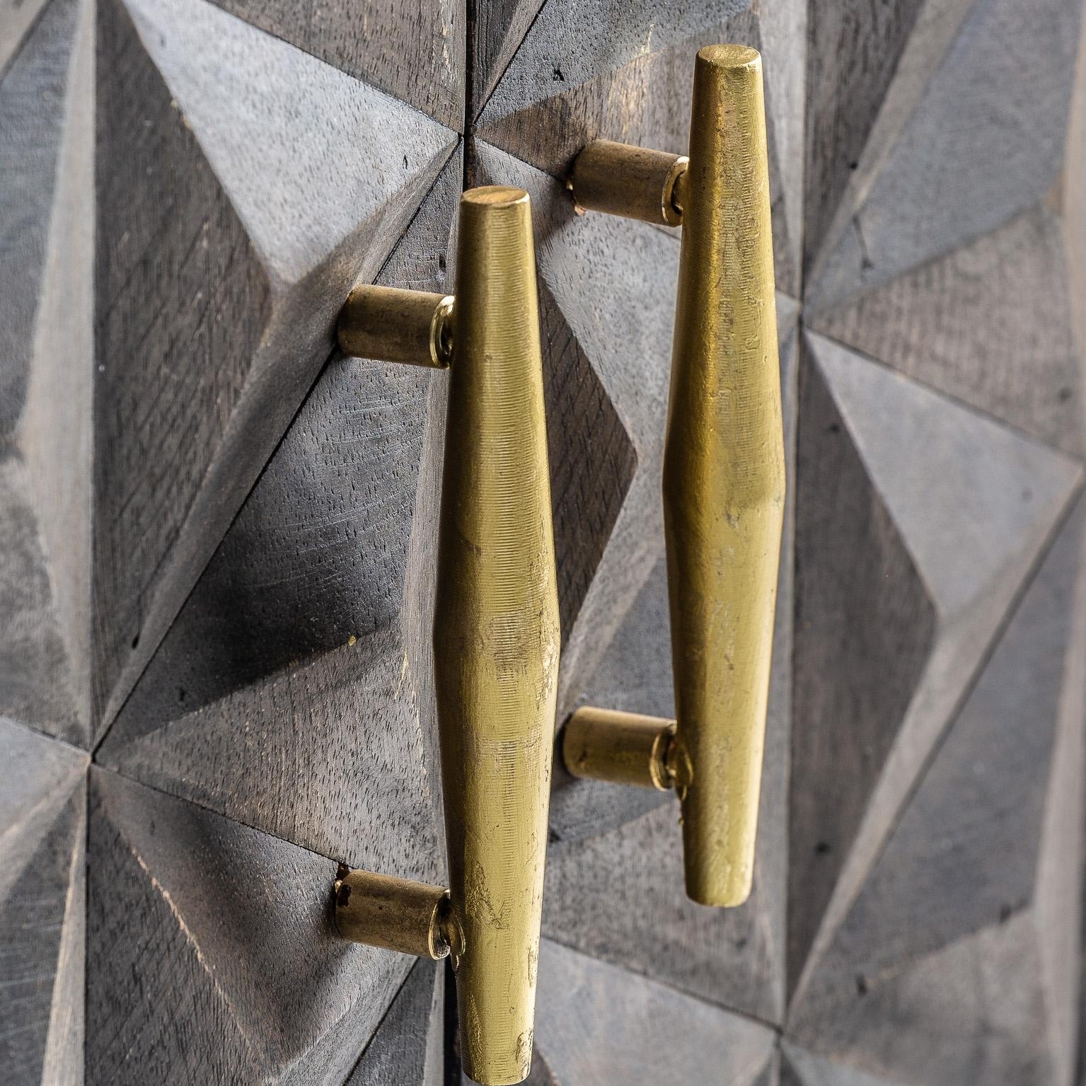 Brutalist Design Wooden and Gilded Metal Sideboard In New Condition In Tourcoing, FR