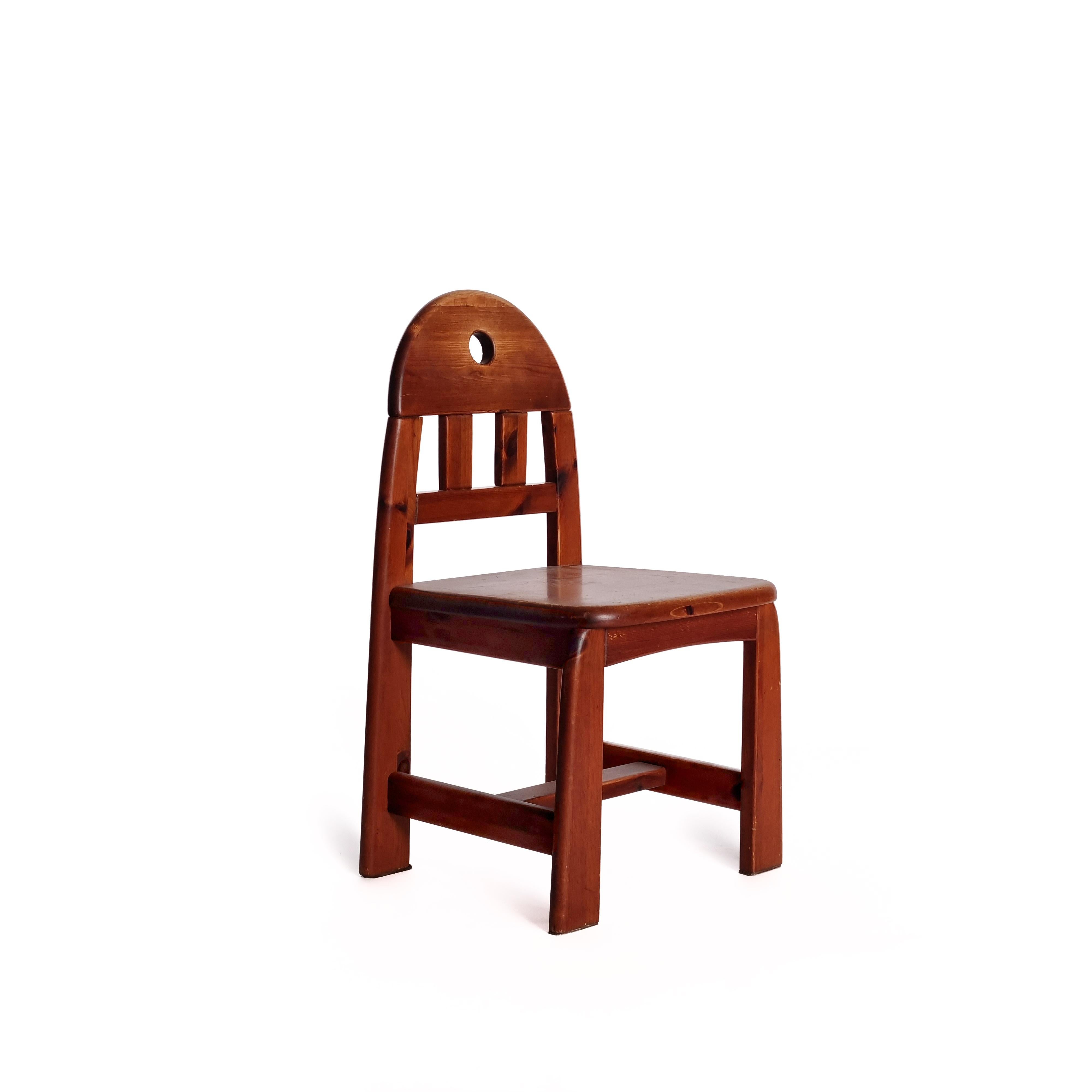 Brutalismo Sedie da pranzo brutaliste di Wasa Möbel (set di 4), anni '70 in vendita