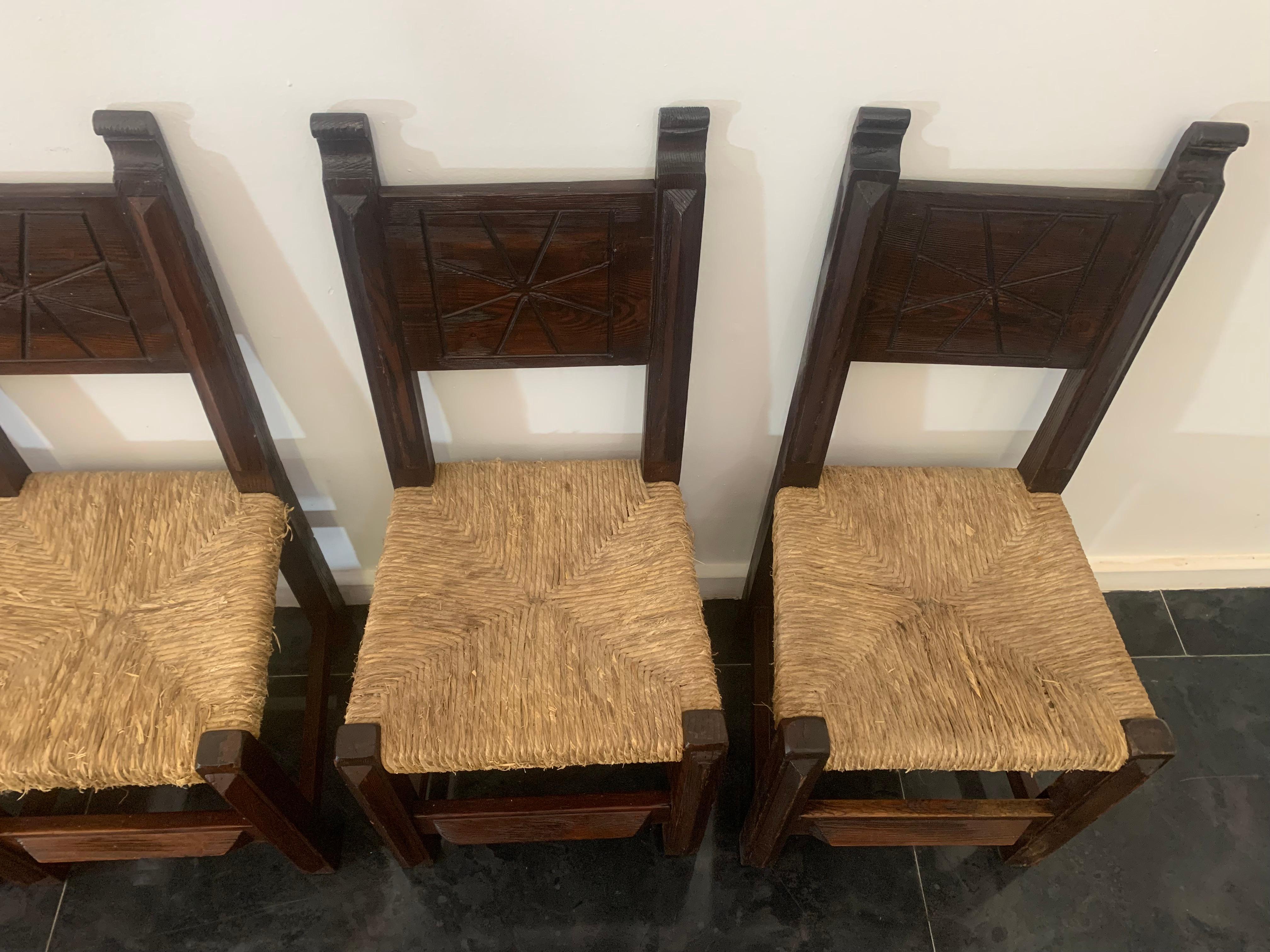 Brutalist Dining Chairs in Sculpted Oak, 1950s, Set of 5 For Sale 1
