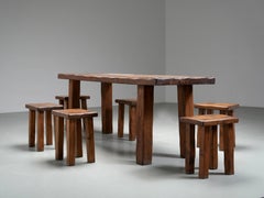 Brutalistisches Esszimmer-Set aus massivem Kiefernholz mit 6 Hockern, Frankreich, 1970er Jahre