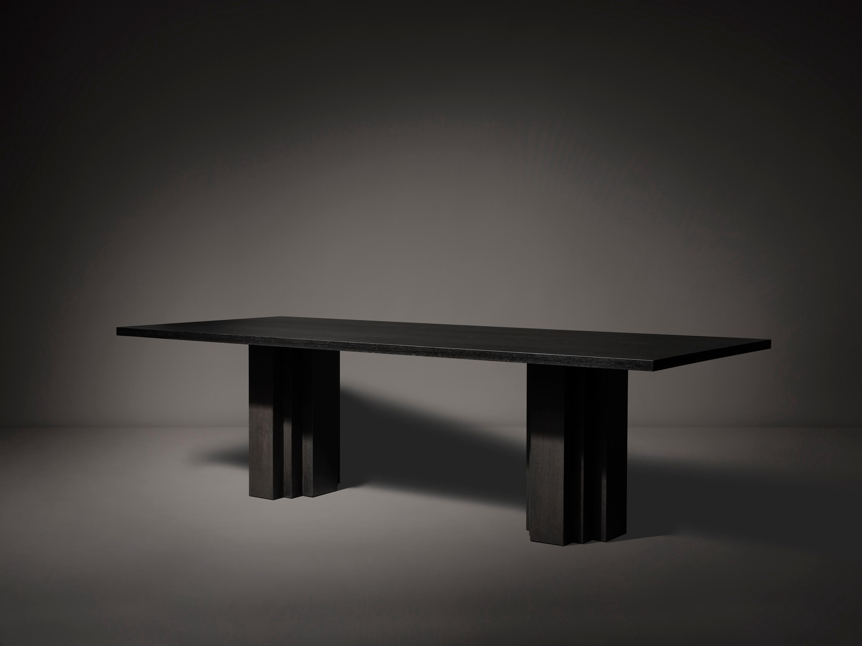 Brutalist Dining Table in Solid Oak - Brut by Mokko For Sale 1