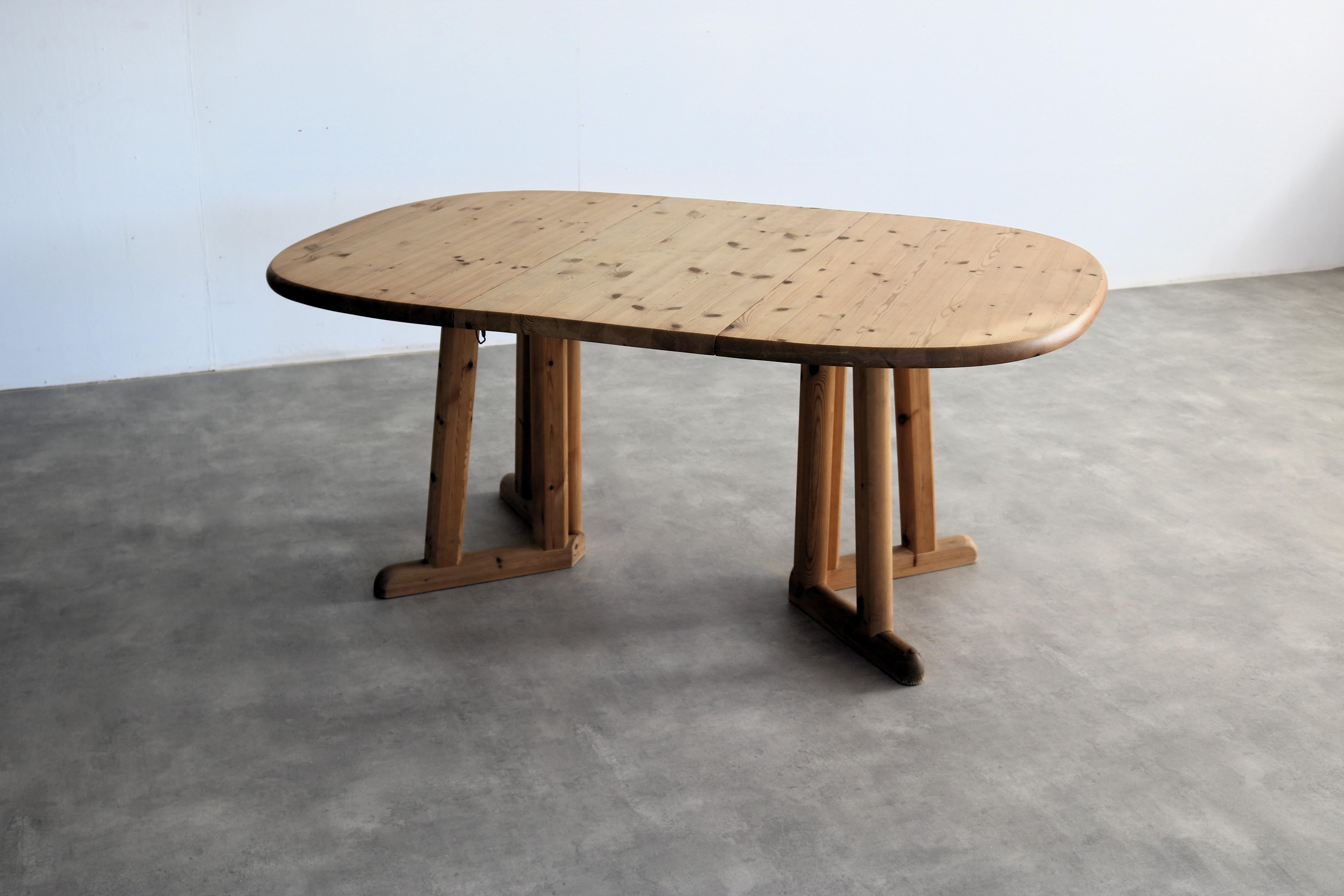  brutalist dining table  pine table  extendable  70s   3