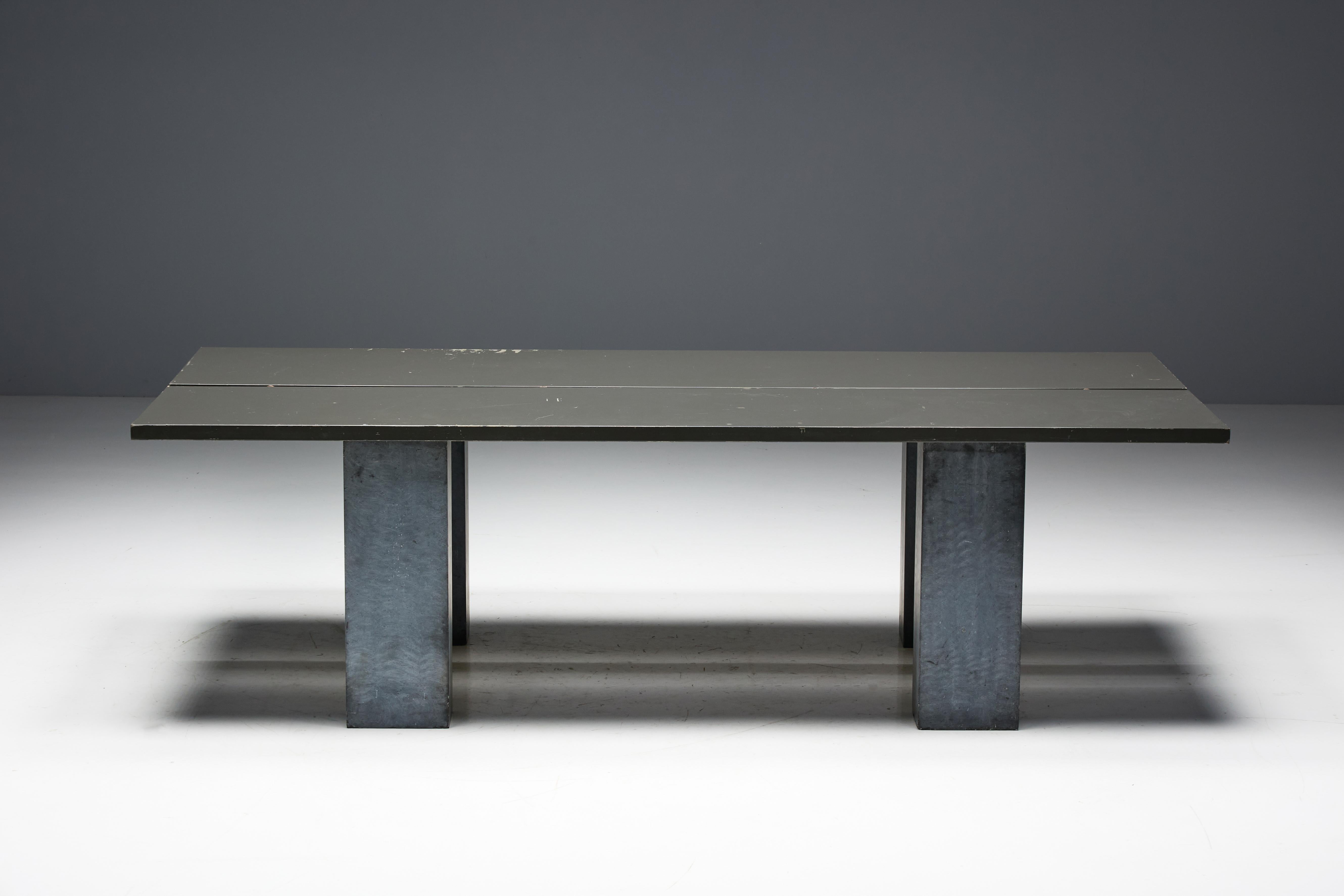Table de salle à manger brutaliste avec base en pierre, Belgique, 1970 en vente 8