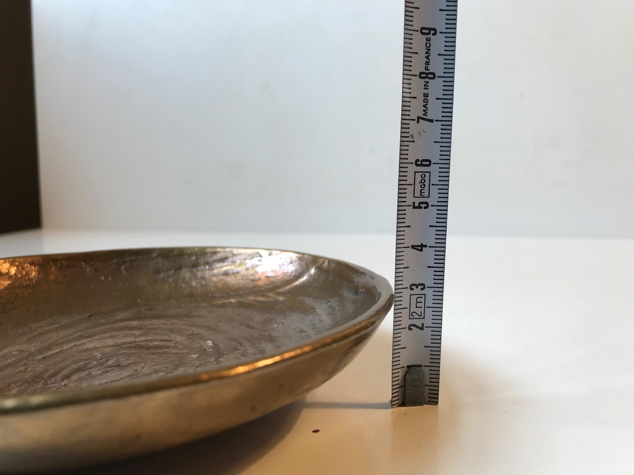 Brutalist Dish in Textured Bronze, Denmark, 1970s 1