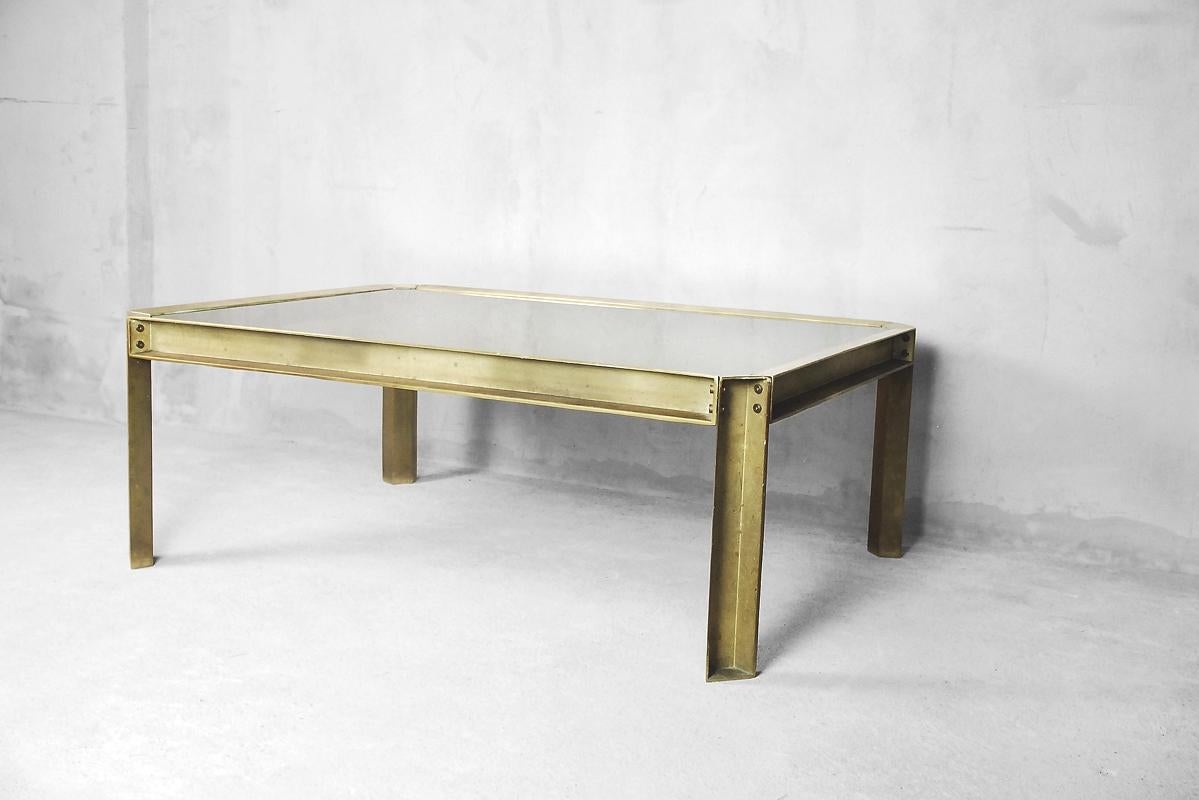 Brutalist Dutch Cast Brass T09 Embassy Coffee Table by Peter Ghyczy, 1970s In Good Condition For Sale In Warsaw, PL