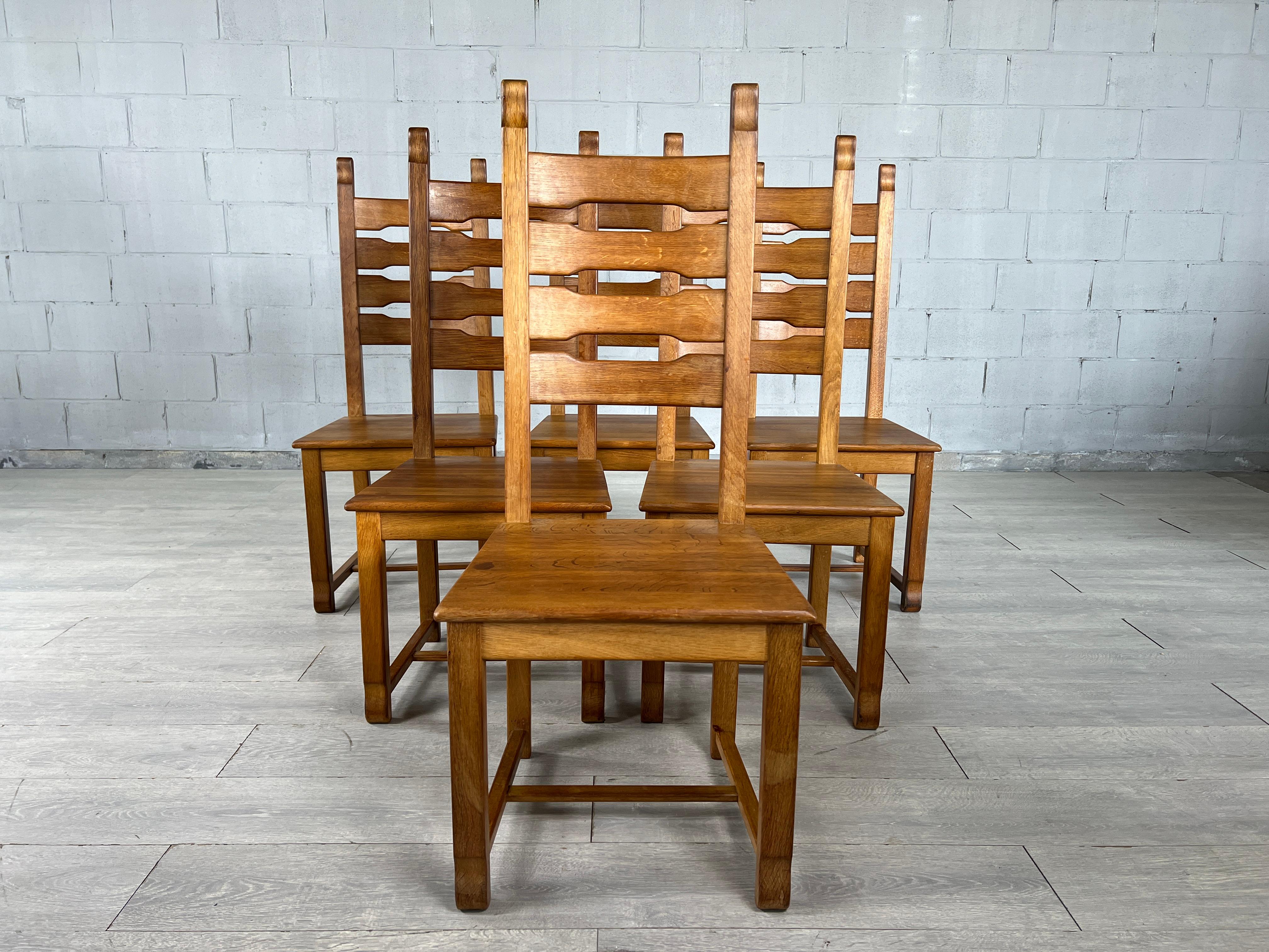 Brutalist Dutch Ladder Back Dining Chairs - 6er Set (Brutalismus) im Angebot