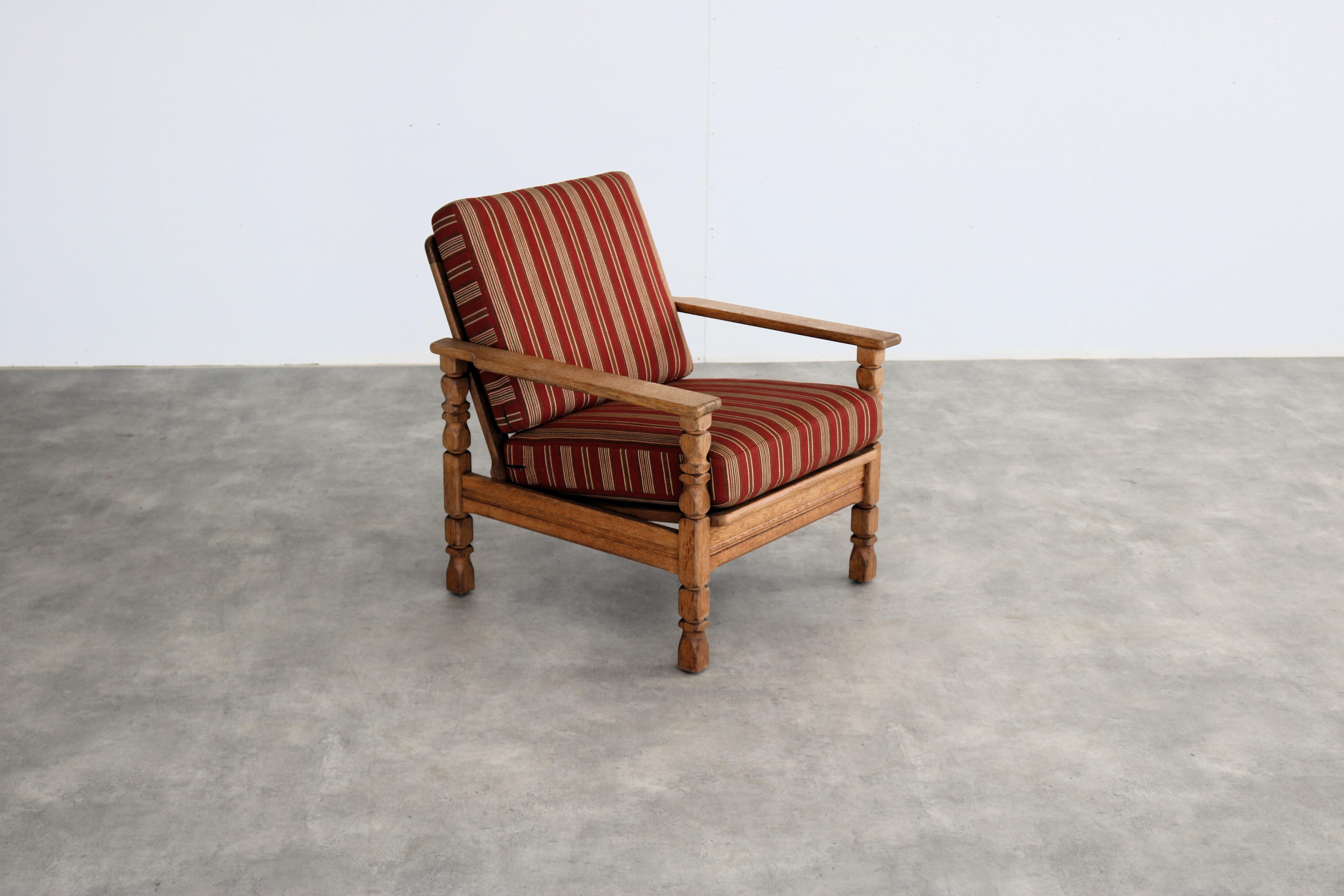 brutalist easy chair  vintage armchair  1960s  oak In Good Condition For Sale In Lemmer, NL