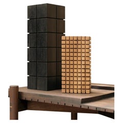 Totem in legno di parota ebanizzato e naturale in stile brutalista, set da 2 "Tótems-RT"