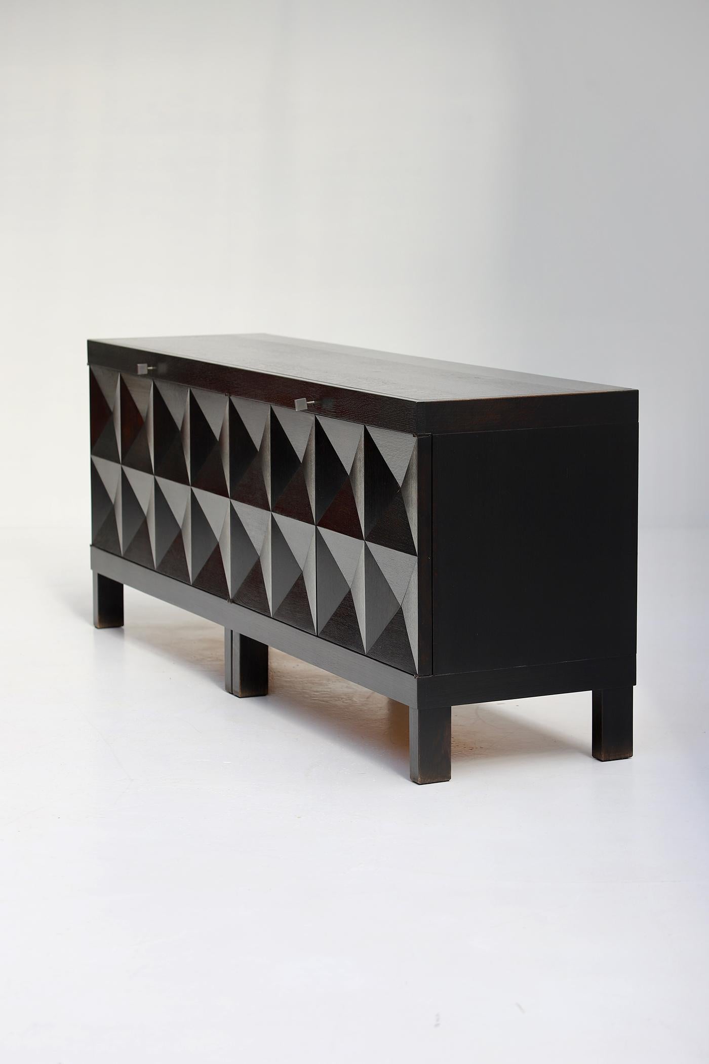 Buffet brutaliste en chêne ébénisé de Jean Batenburg pour Mi, Belgique 1969 Bon état - En vente à Antwerpen, Antwerp