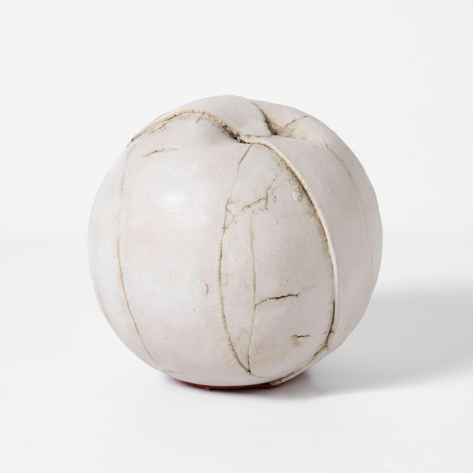 L'Elegance Brutaliste : 5 formes sculpturales en céramique du milieu du siècle par Evelyn E. Anderson en vente 2