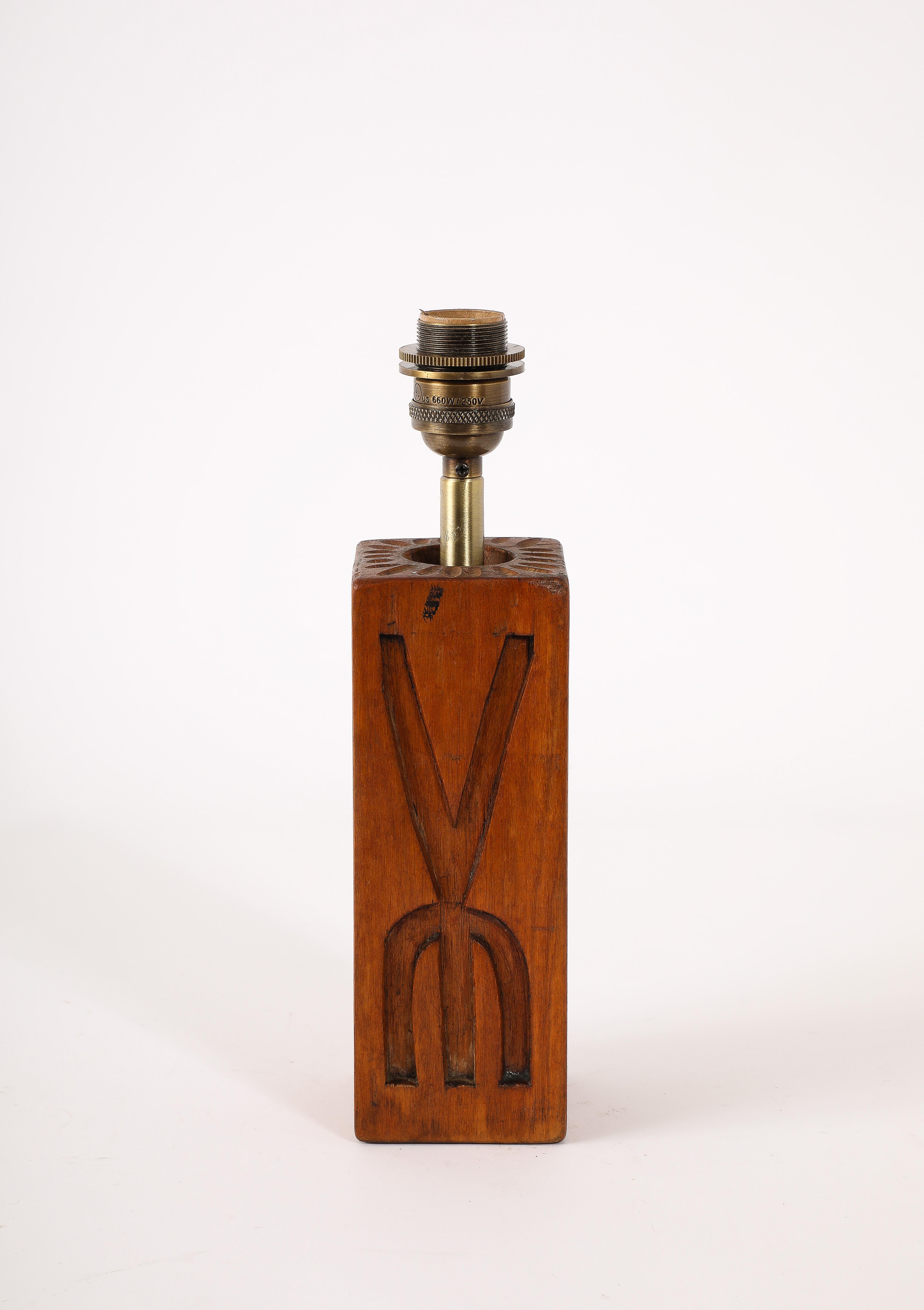Brutalist Elm Table Lamp, France 1950's For Sale 6