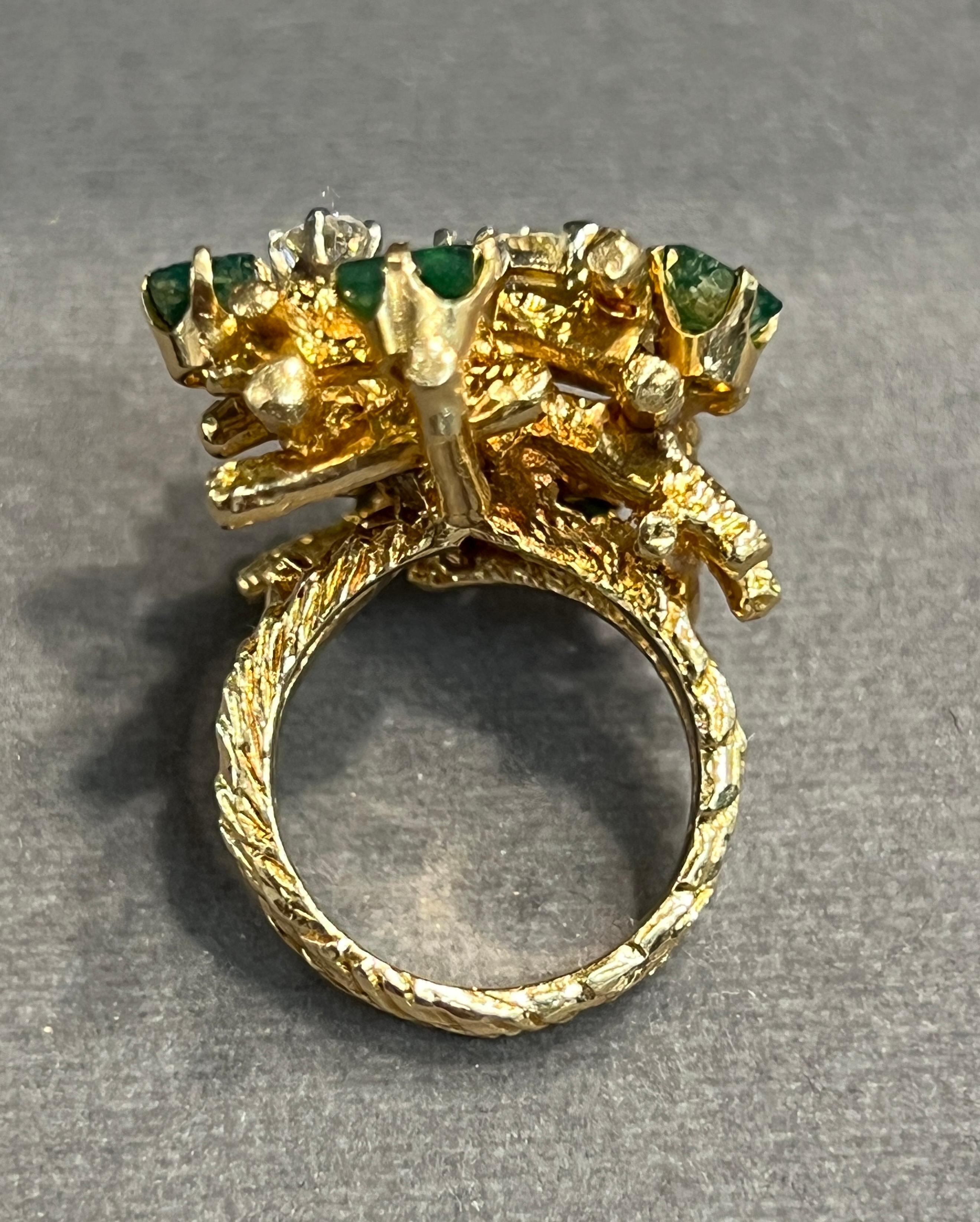 Brutalistischer Smaragd- und Diamantring im Angebot 3