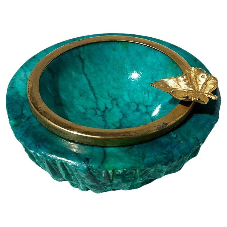 Posacenere brutalista in alabastro verde smeraldo e oro con foglia d'oro - Made in Italy