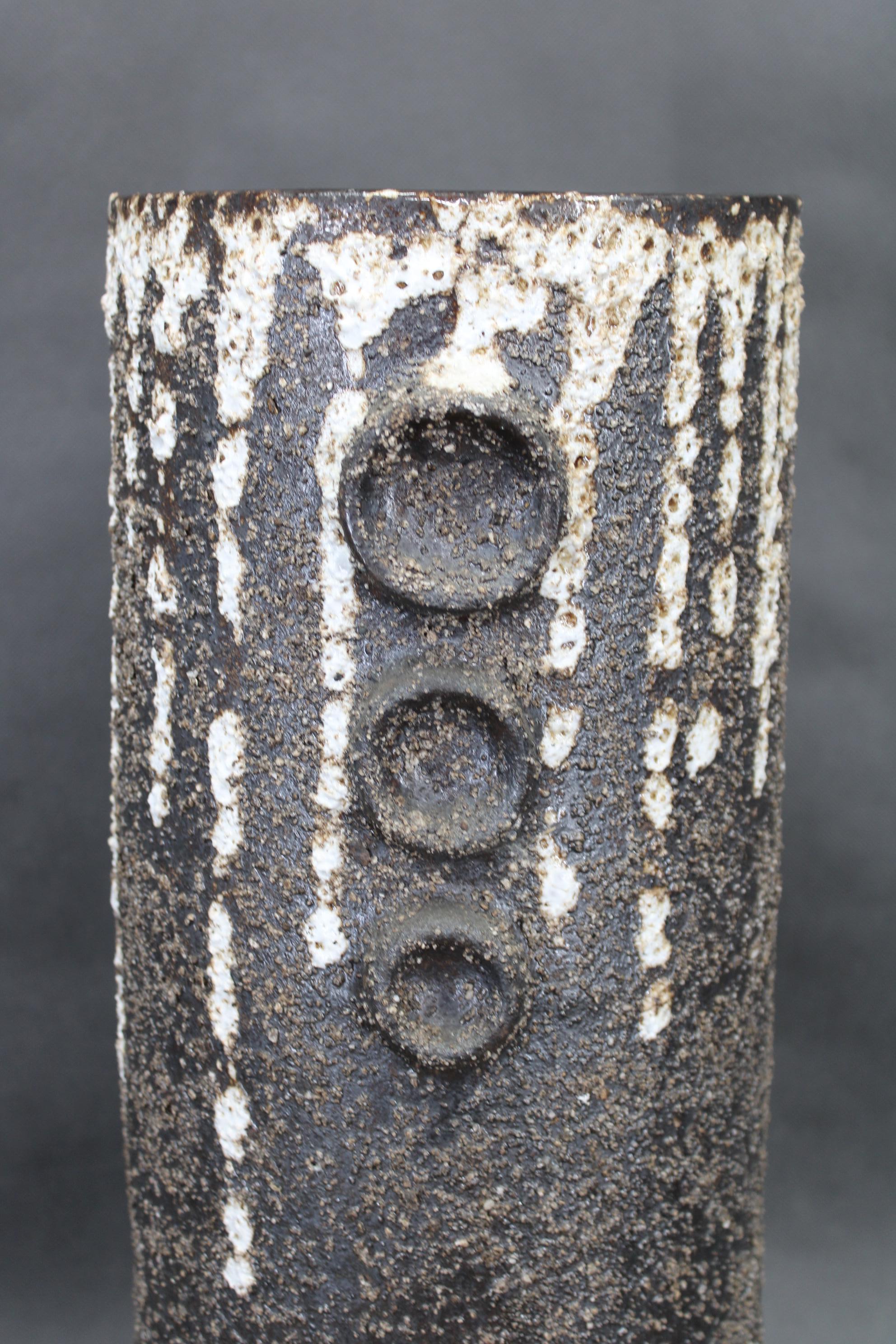 Brutalist European Ceramic Vase with Textured Lava Surface, 1970s In condizioni buone in vendita a Praha, CZ