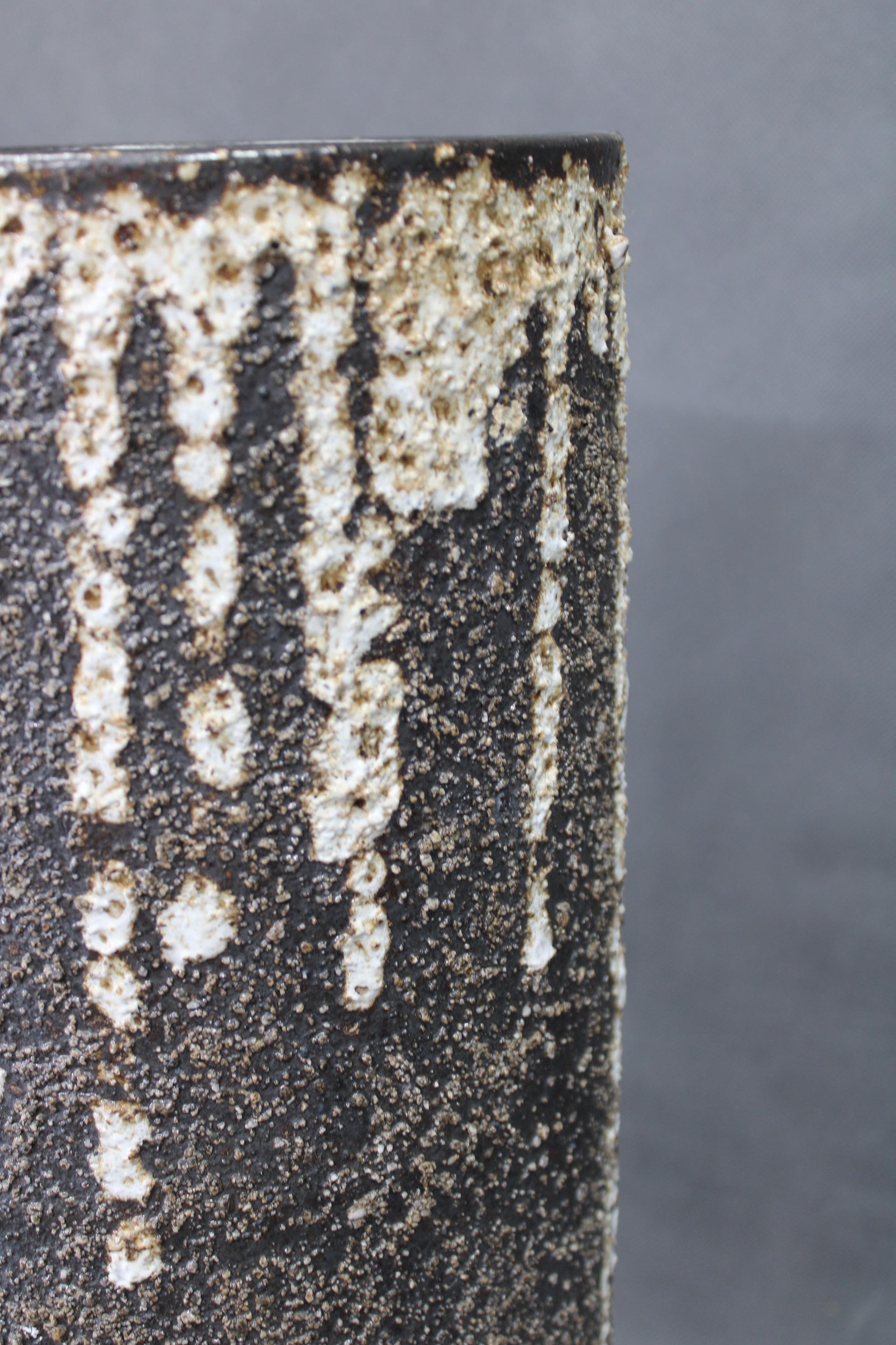 Brutalist European Ceramic Vase with Textured Lava Surface, 1970s in vendita 1