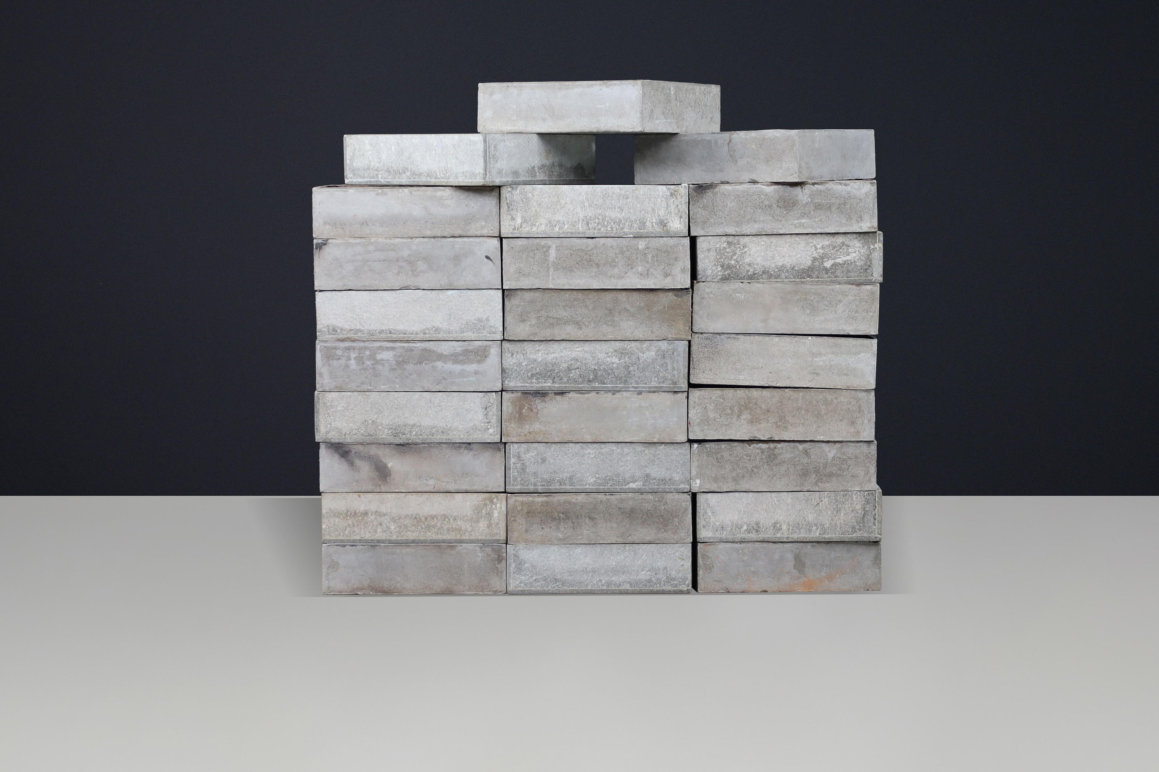 Jardinières carrées brutalistes en fibres-ciment, Suisse, années 1970, style Willy Guhl en vente 4