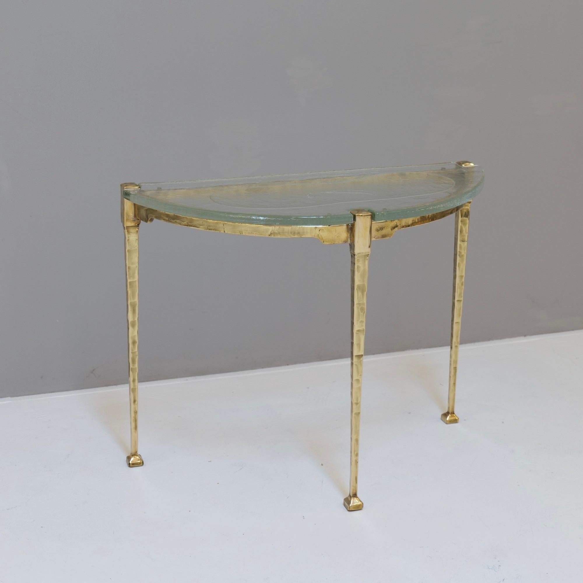 - Gussglas
- geschmiedete Bronze
- 1980er Jahre Brutalismus
- perfekter Zustand

89 cm Breite  x 70 cm Höhe x 40 cm Tiefe