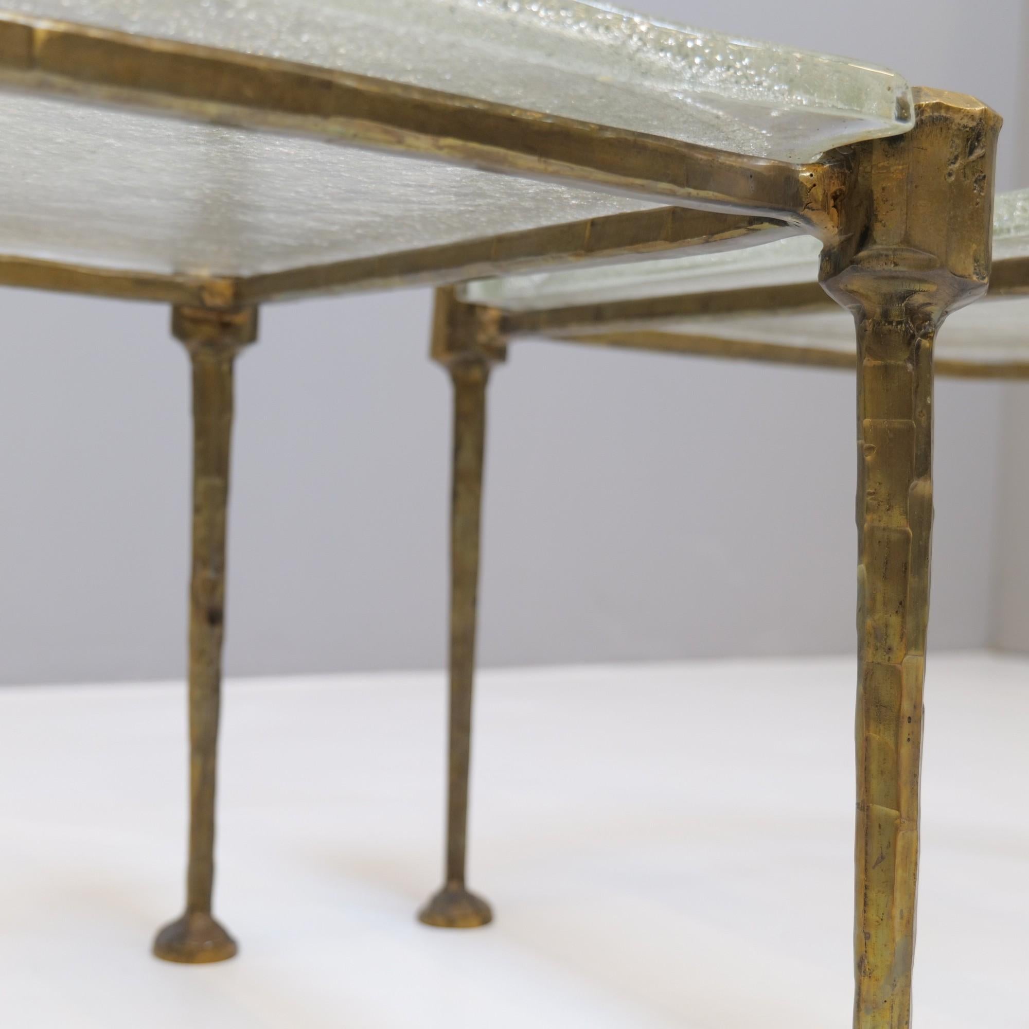 brutalistische Tische aus geschmiedeter Bronze mit geschliffenem Gussglas aus den 1980er Jahren Lothar Klute im Angebot 1