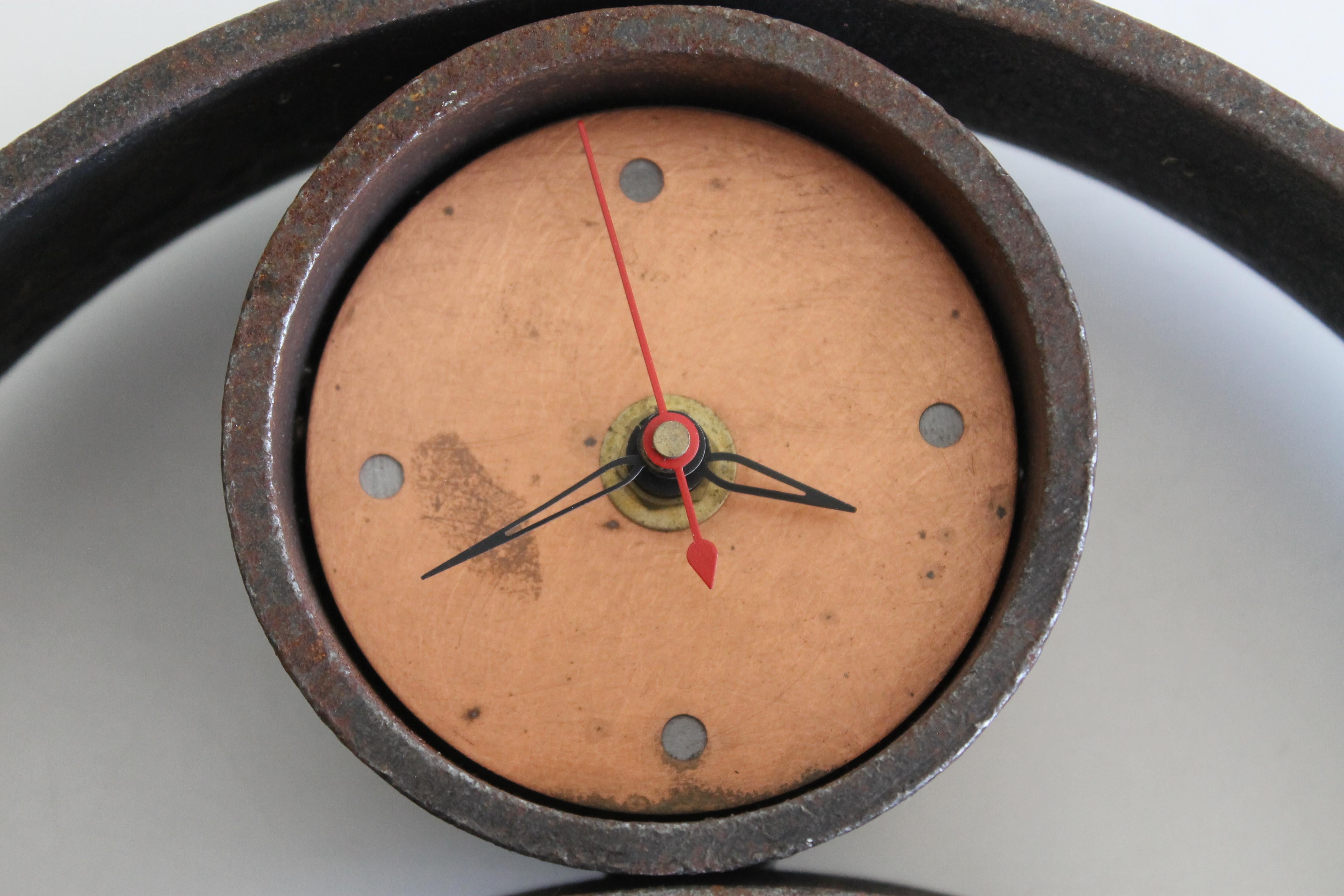 Brutalist Forged Iron Mantle Clock In Good Condition For Sale In Palm Springs, CA