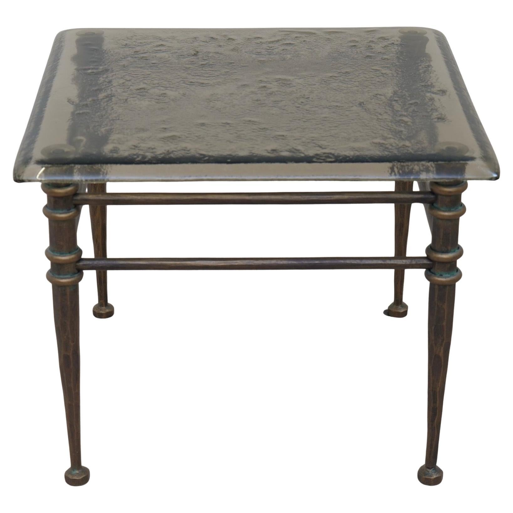mesa cuadrada de forja brutalista al estilo de Lothar Klute