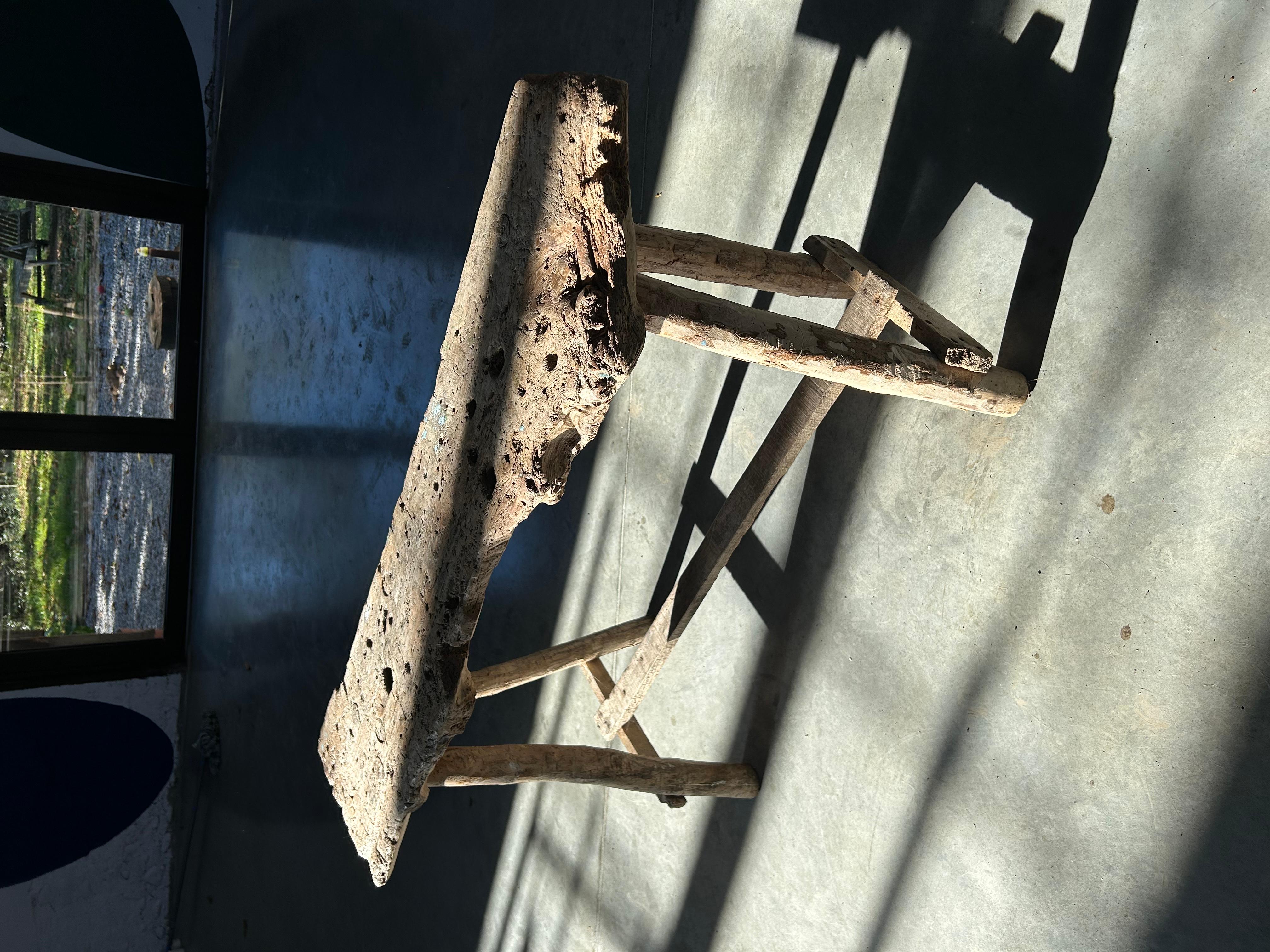 Intagliato a mano Console francese brutalista in vendita