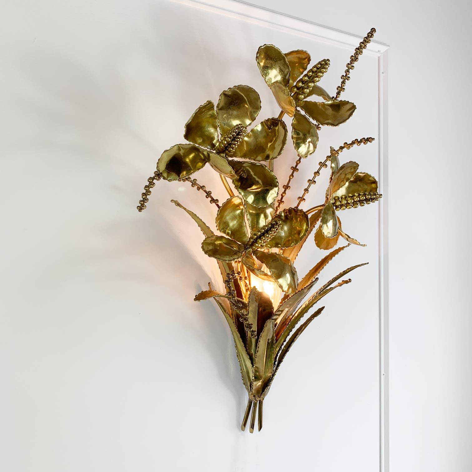 Welded Brutalist Gold French Flower Bouquet Wall Light For Sale
