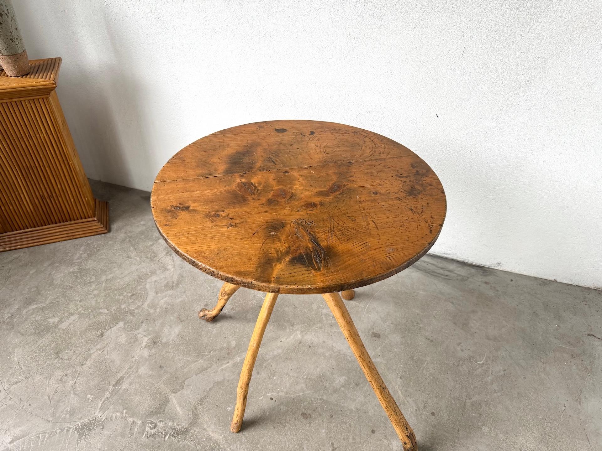 Table d'art populaire français brutaliste, années 1950. en vente 2