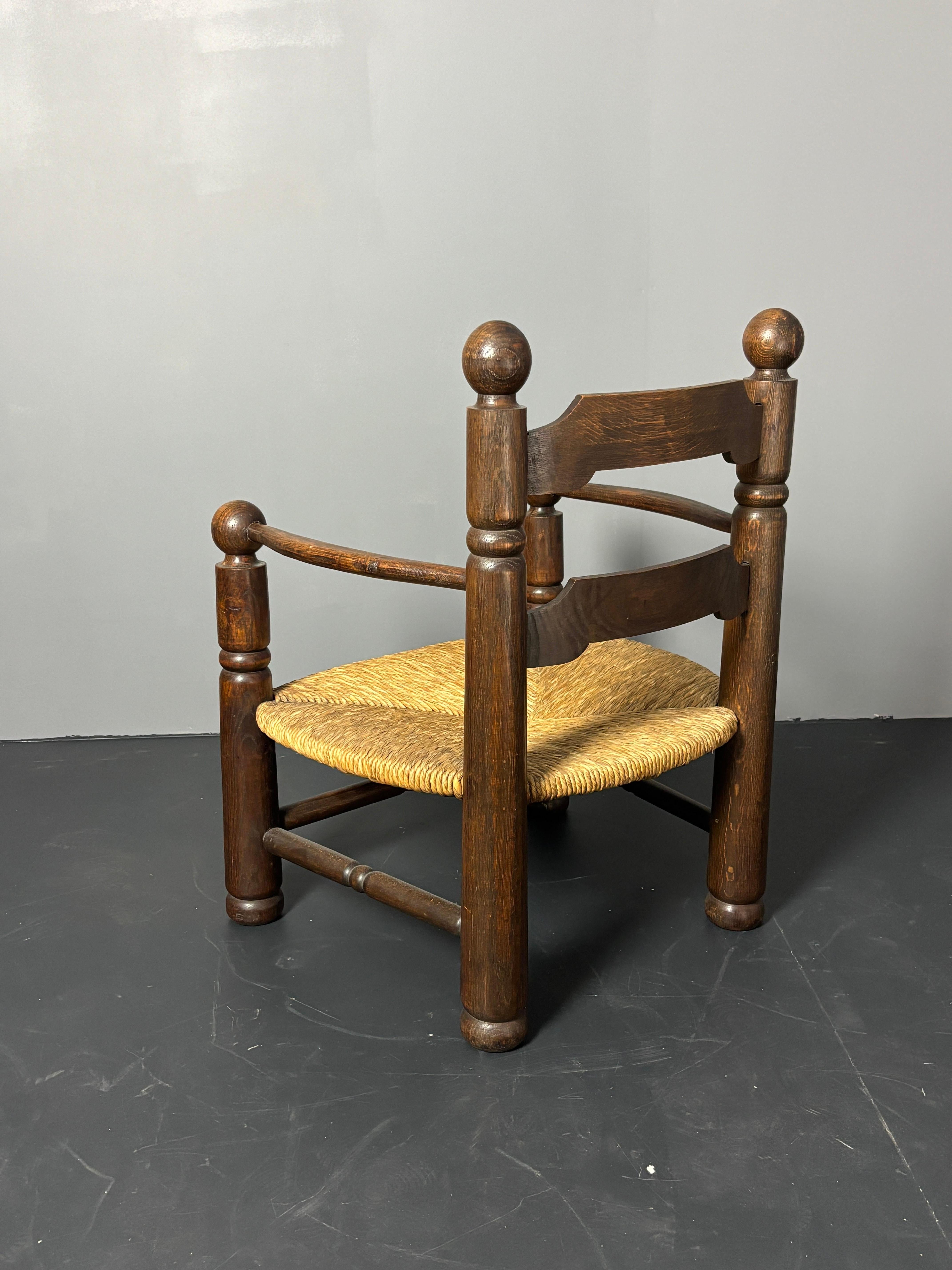 Fauteuil d'appoint en chêne jonc brutaliste français par Charles Dudouyt ca 1940s en vente 4