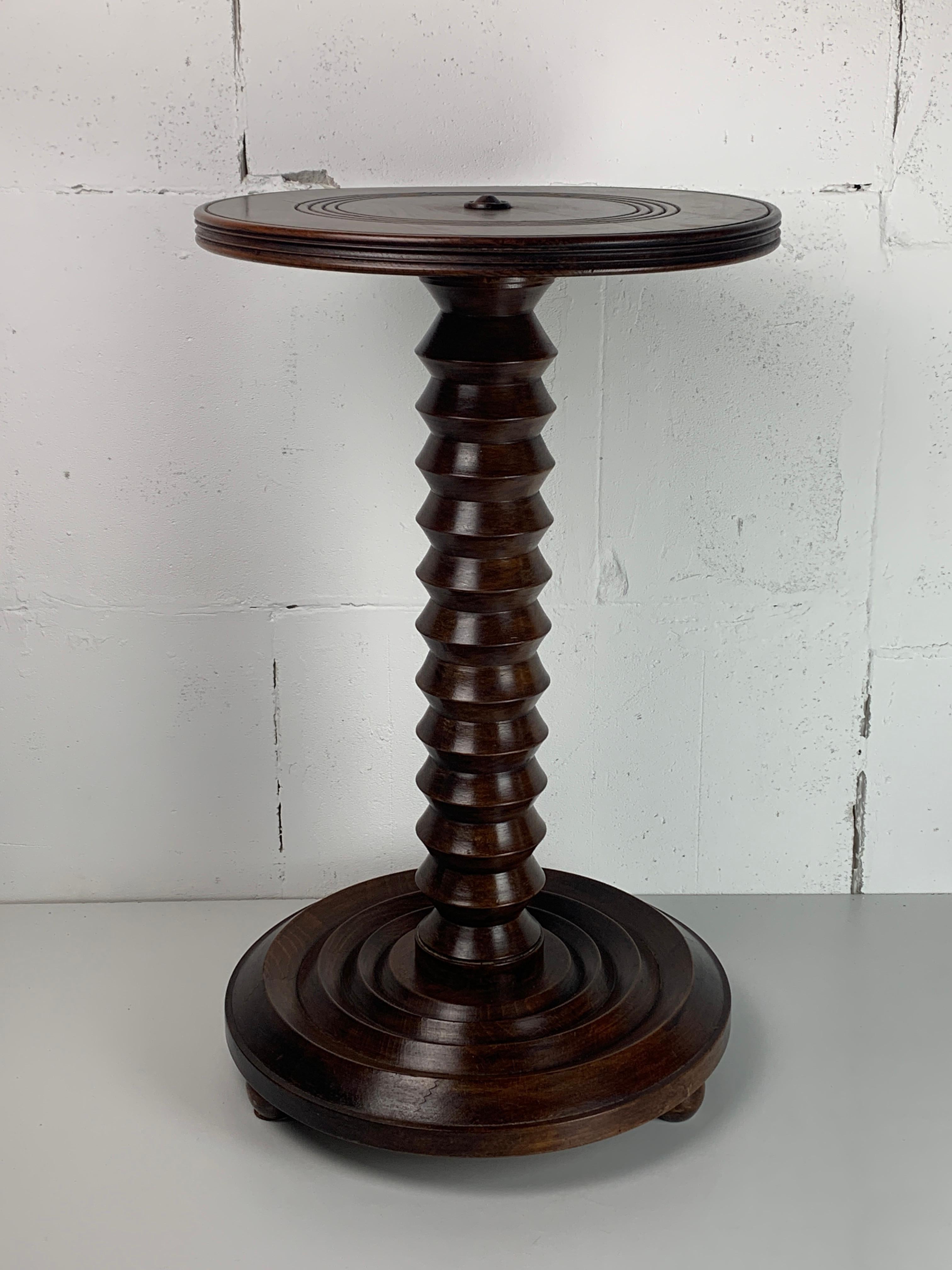 Tavolino da pressa per vino brutalista francese in Wood Wood tornito, anni '50 in vendita 7