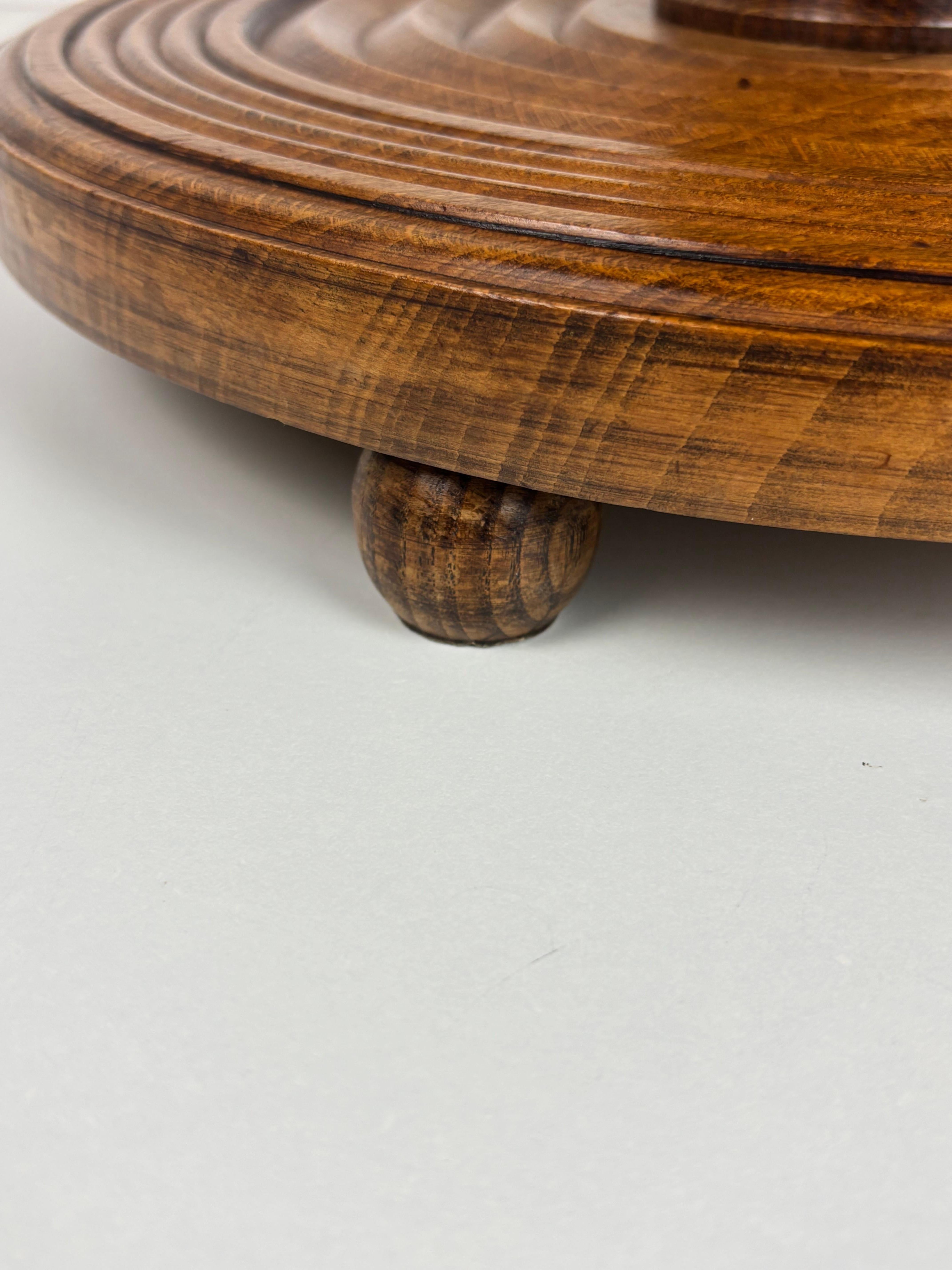 Mesa auxiliar Brutalista francesa de madera torneada para prensa de vino, años 50 en Bueno estado para la venta en Zaandam, NL