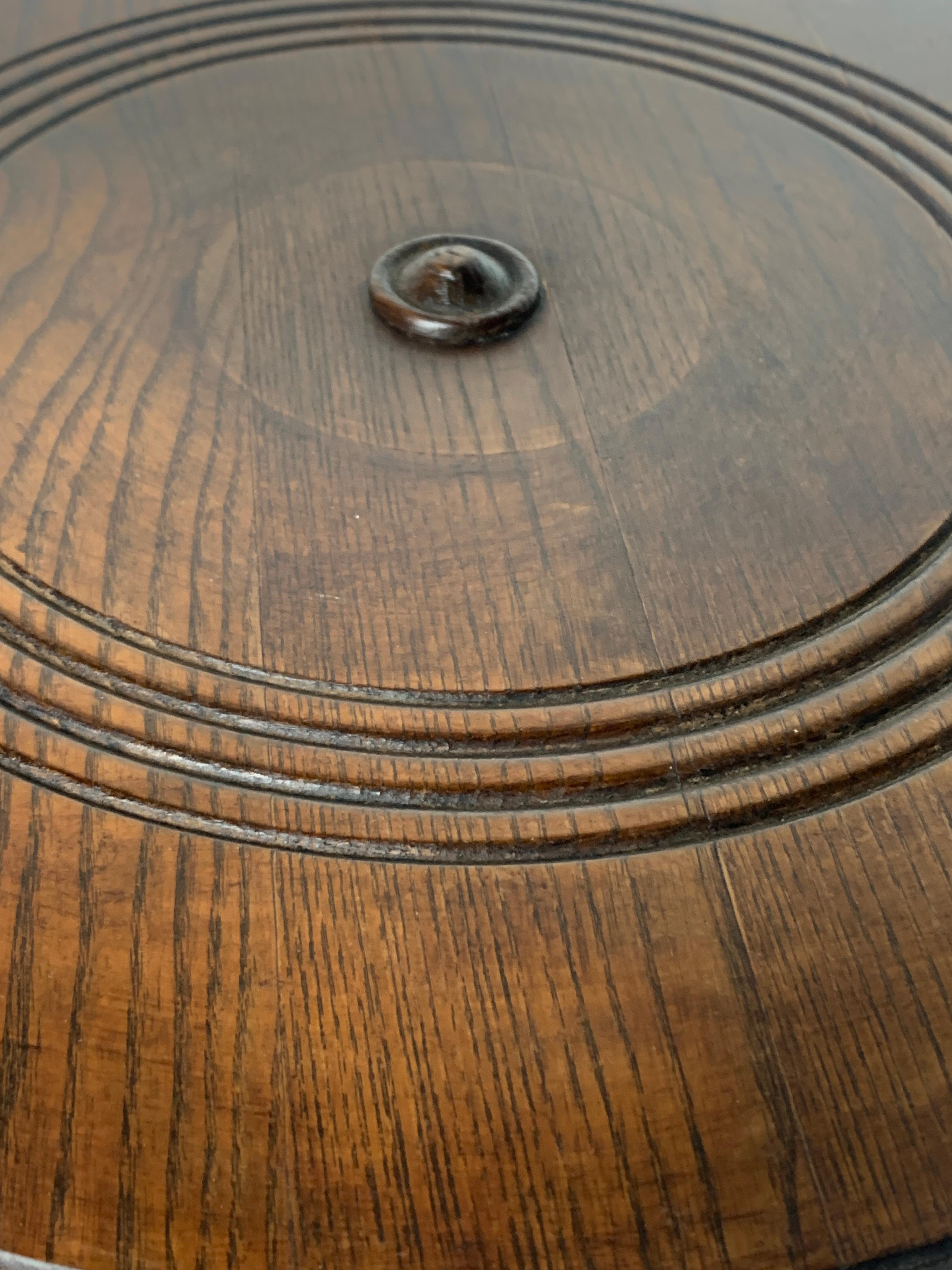 Metà XX secolo Tavolino da pressa per vino brutalista francese in Wood Wood tornito, anni '50 in vendita