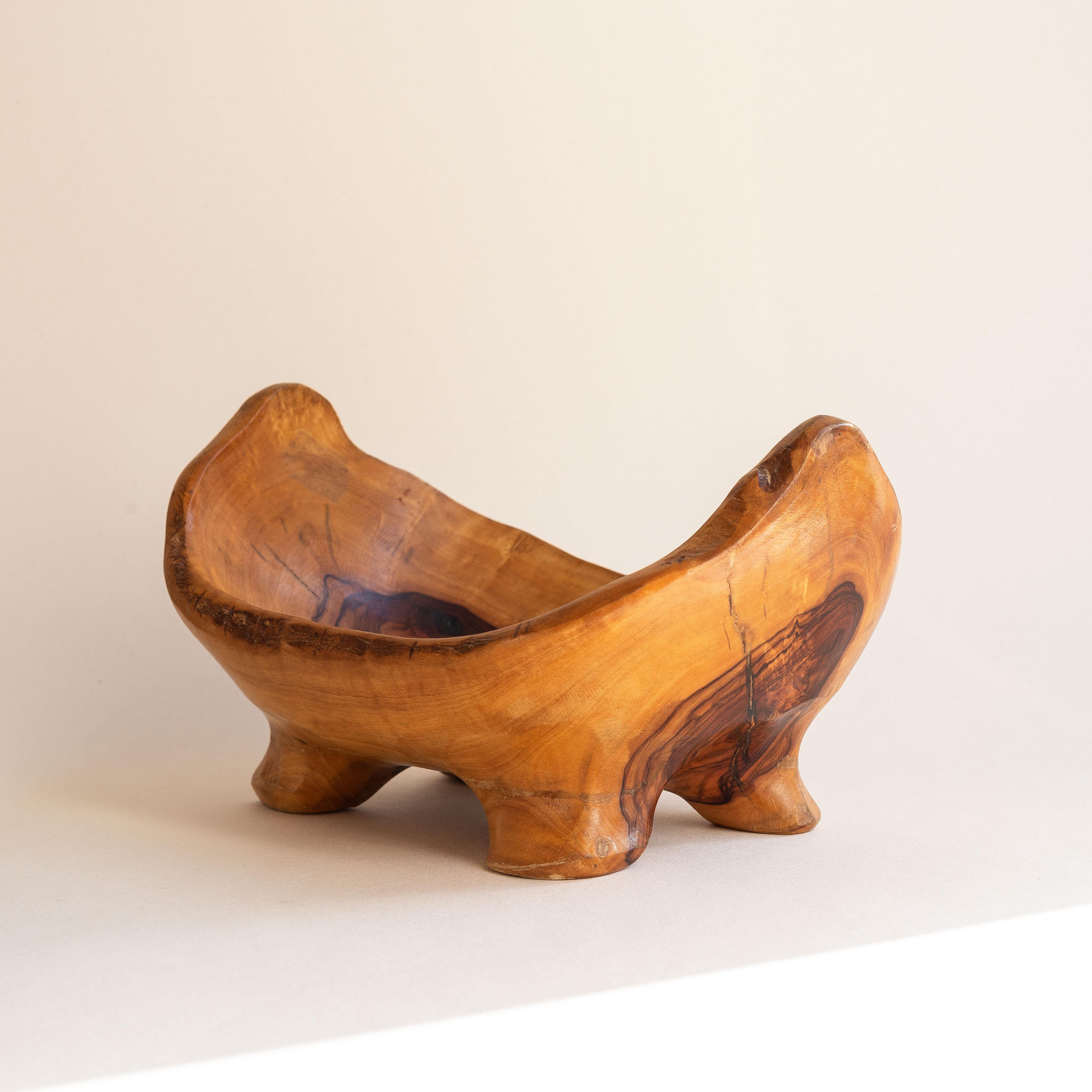 Intagliato Fruttiera brutalista in Wood Wood, Francia 1960 in vendita
