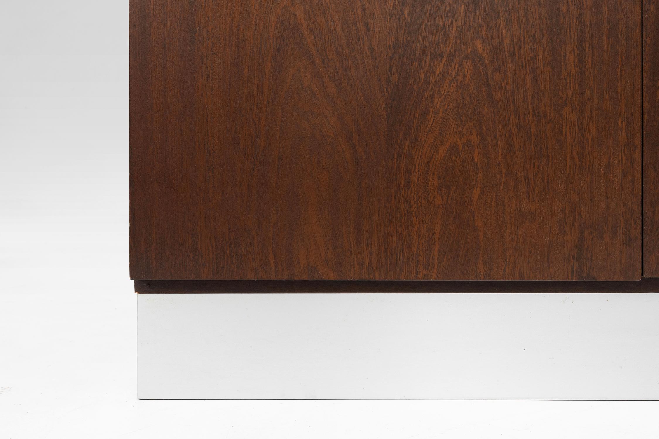 Brutalist geometrical seventies bar cabinet or high-board, Belgium For Sale 1